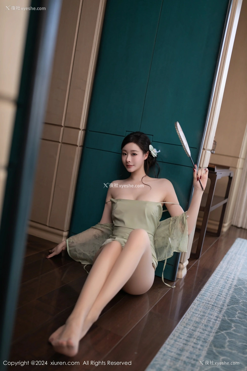1P - [XiuRen秀人网] No.9124 小逗逗
