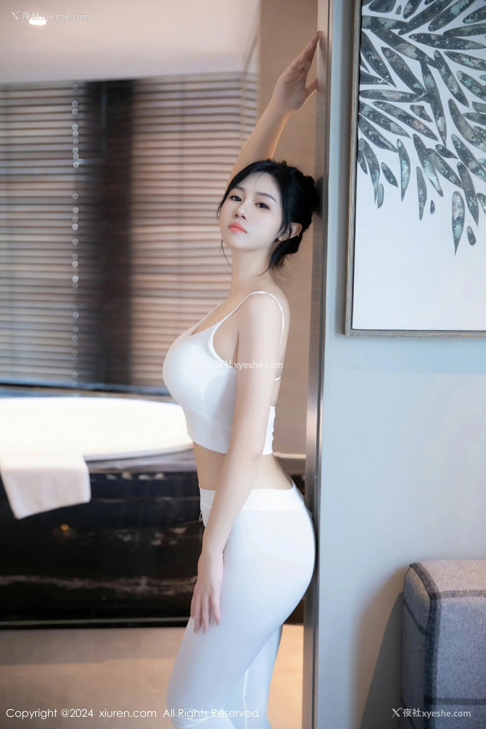 1P - [XiuRen秀人网] No.8575 金小依
