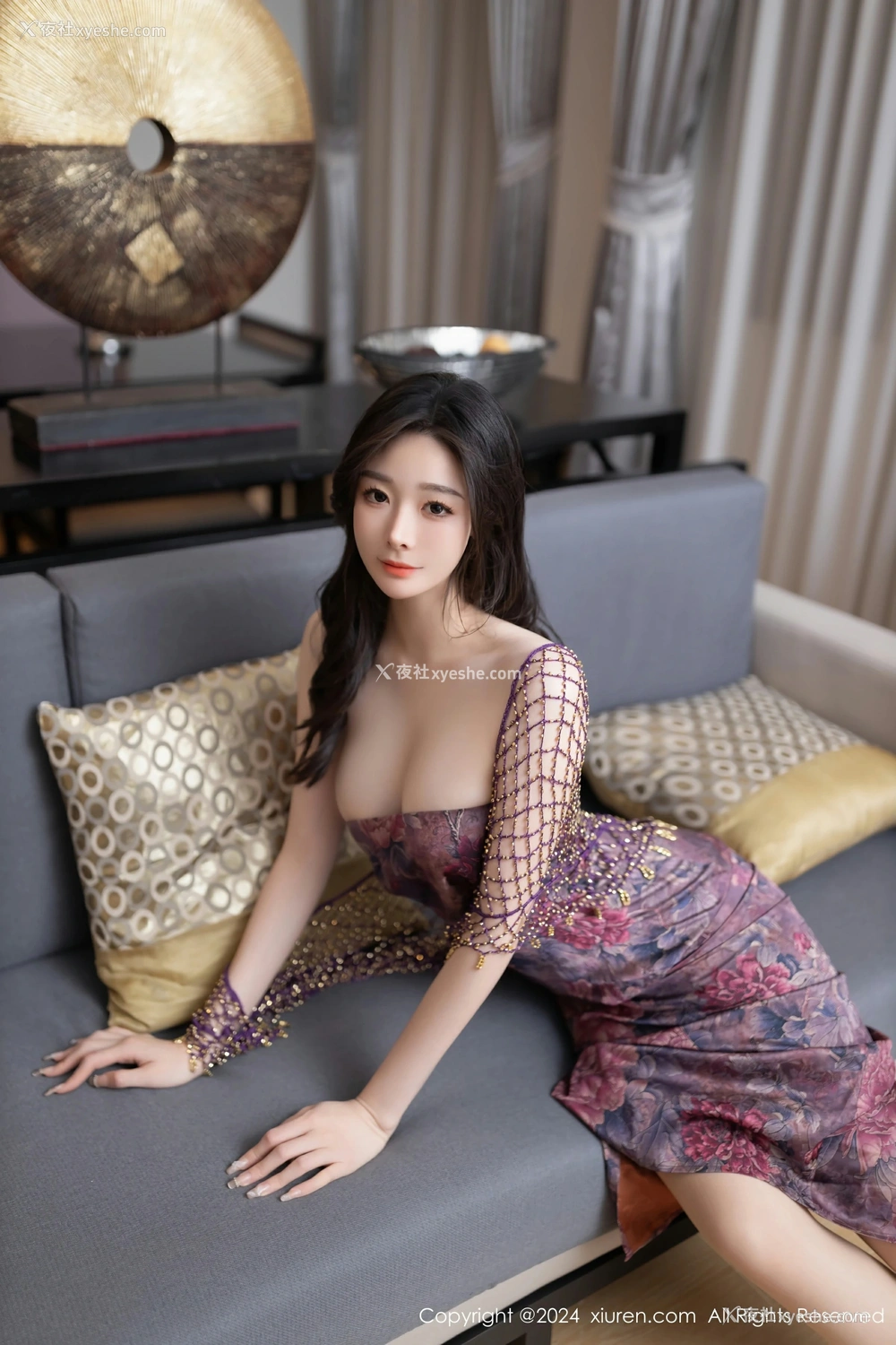 1P - [XiuRen秀人网] No.8523 小逗逗