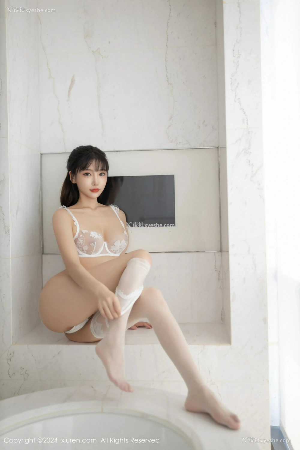 1P - [XiuRen秀人网] No.9340 陆萱萱