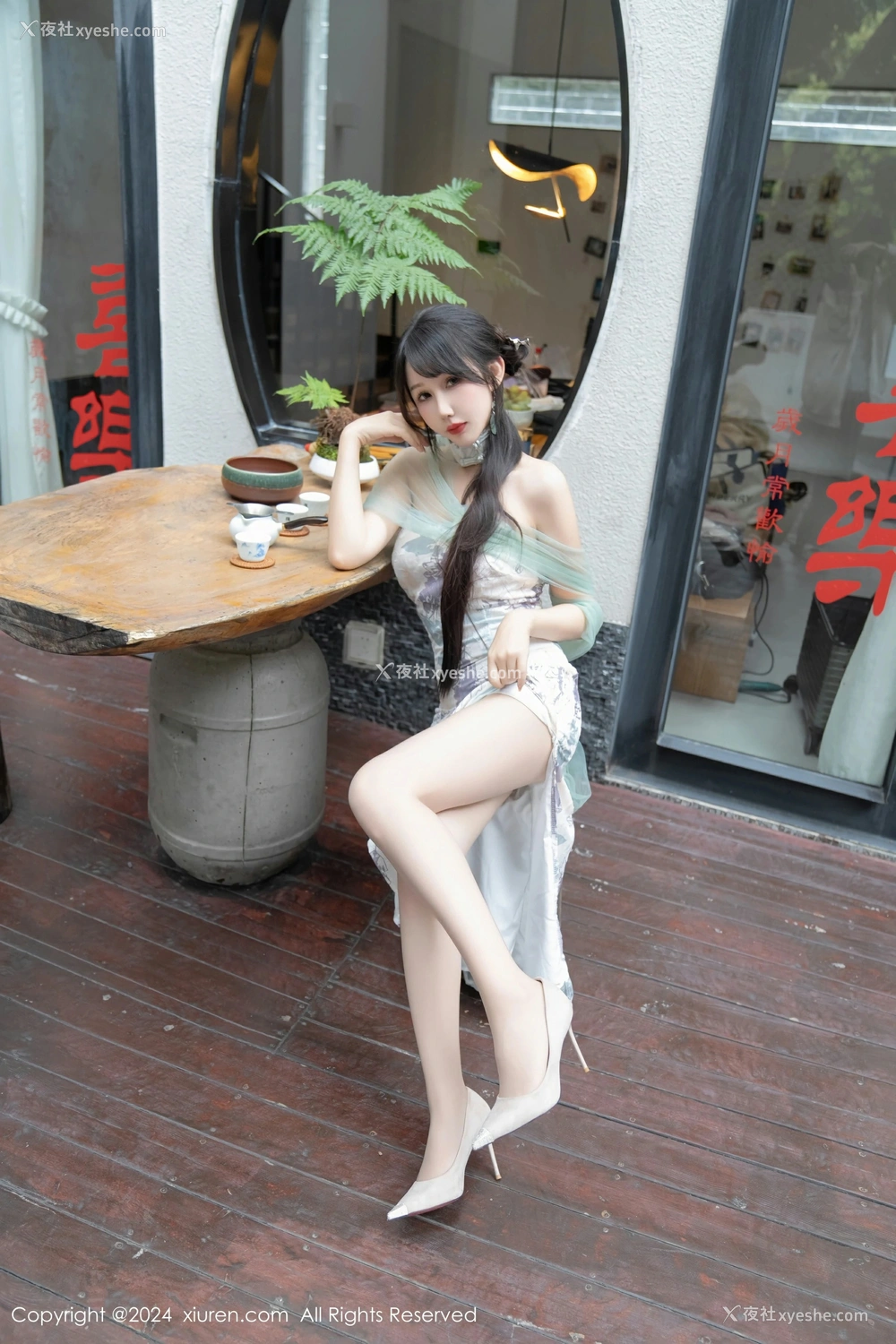 1P - [XiuRen秀人网] No.8448 波巧酱