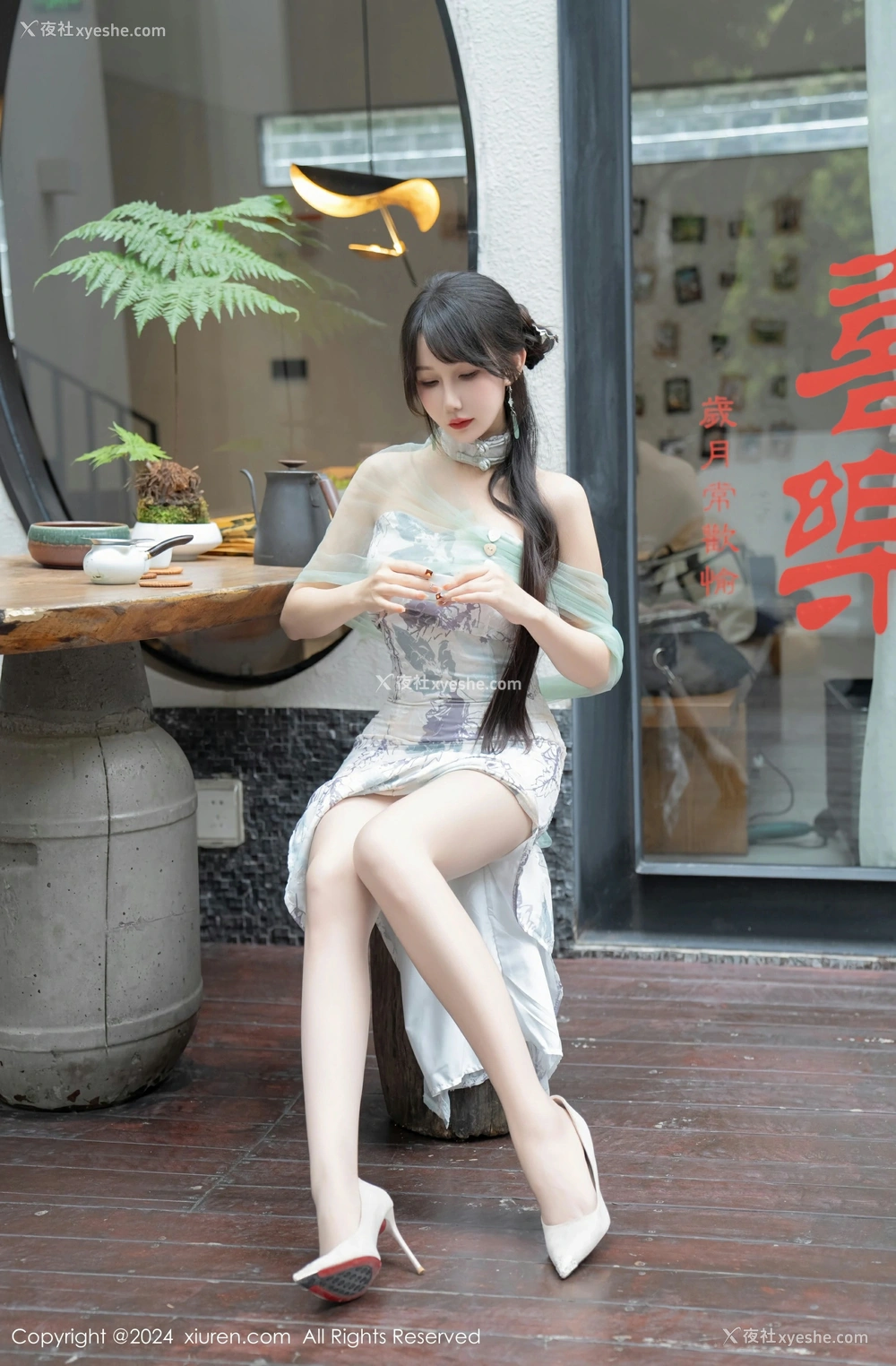 1P - [XiuRen秀人网] No.8448 波巧酱