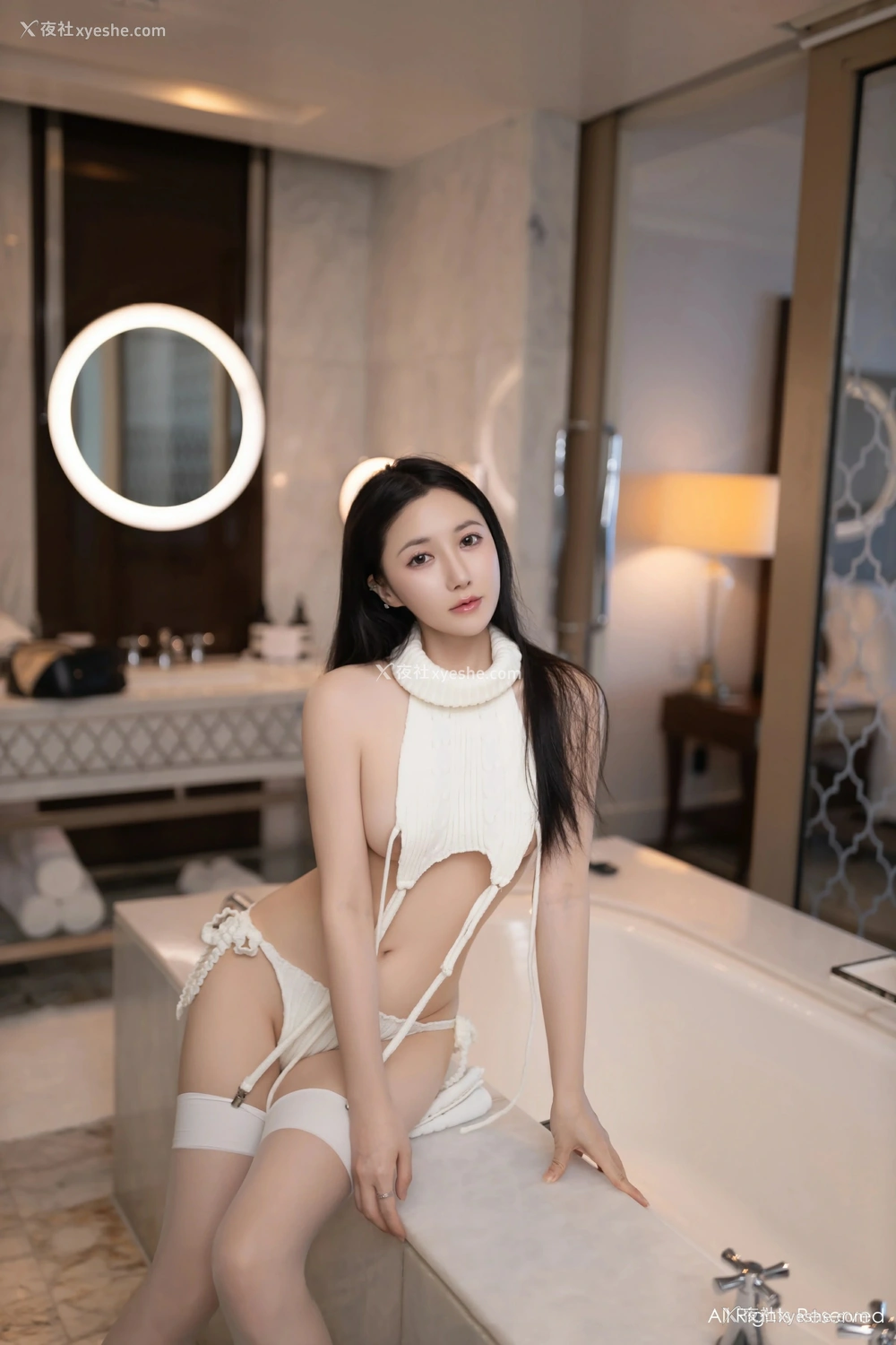 1P - [XiuRen秀人网] No.9030 鱼子酱Fish