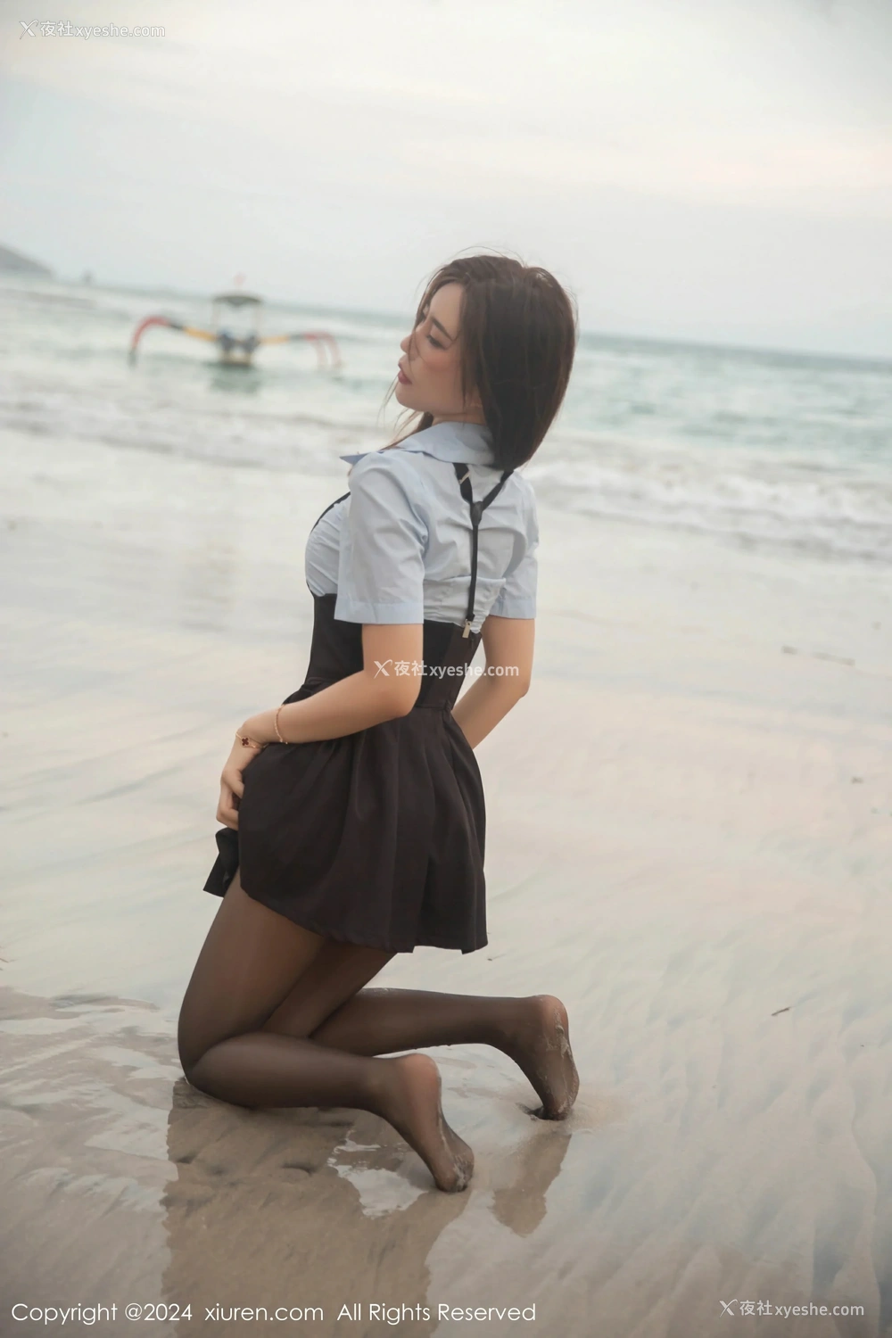 1P - [XiuRen秀人网] No.8752 绮里嘉ula