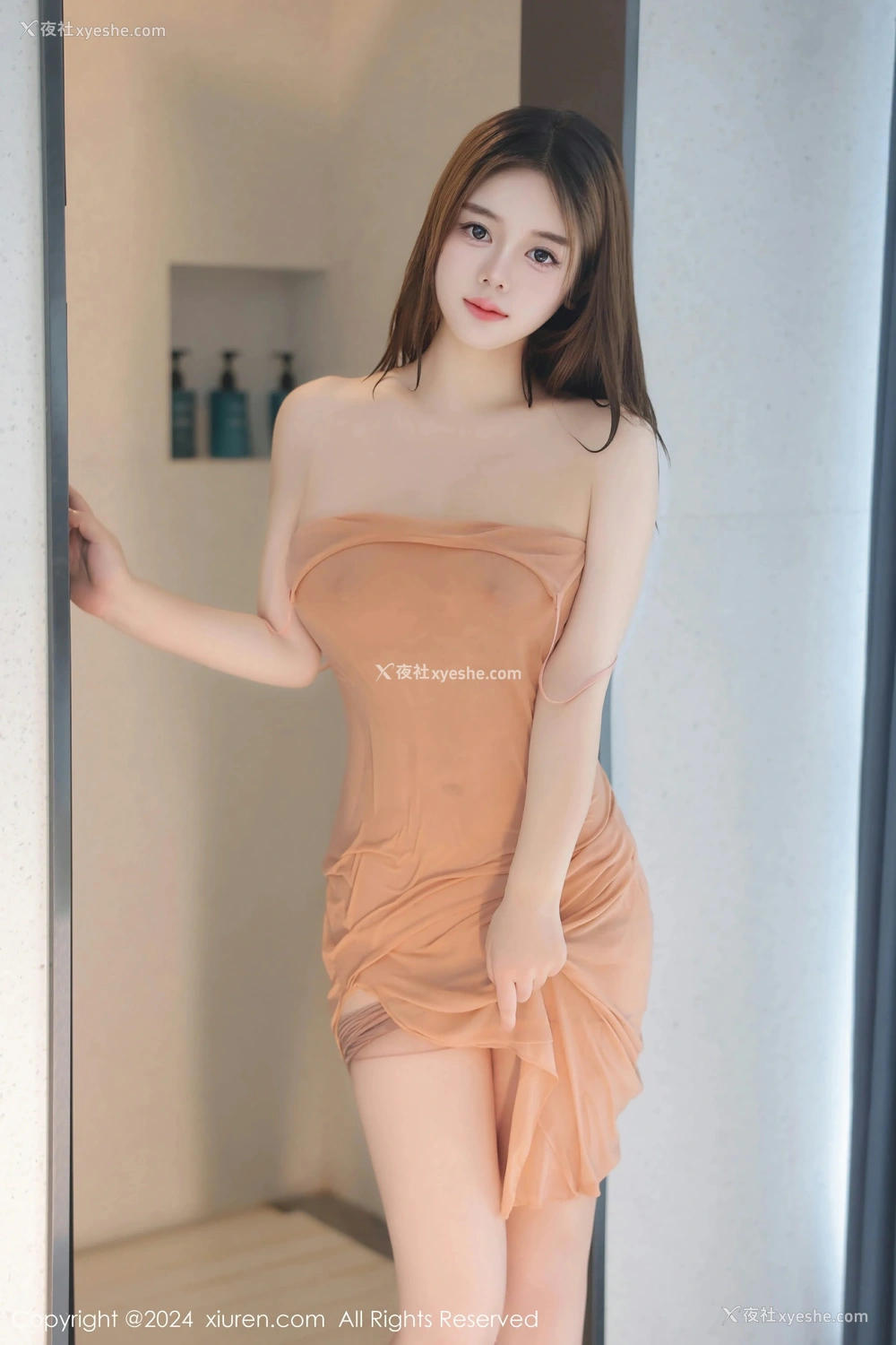 1P - [XiuRen秀人网] No.8770 白乐乐