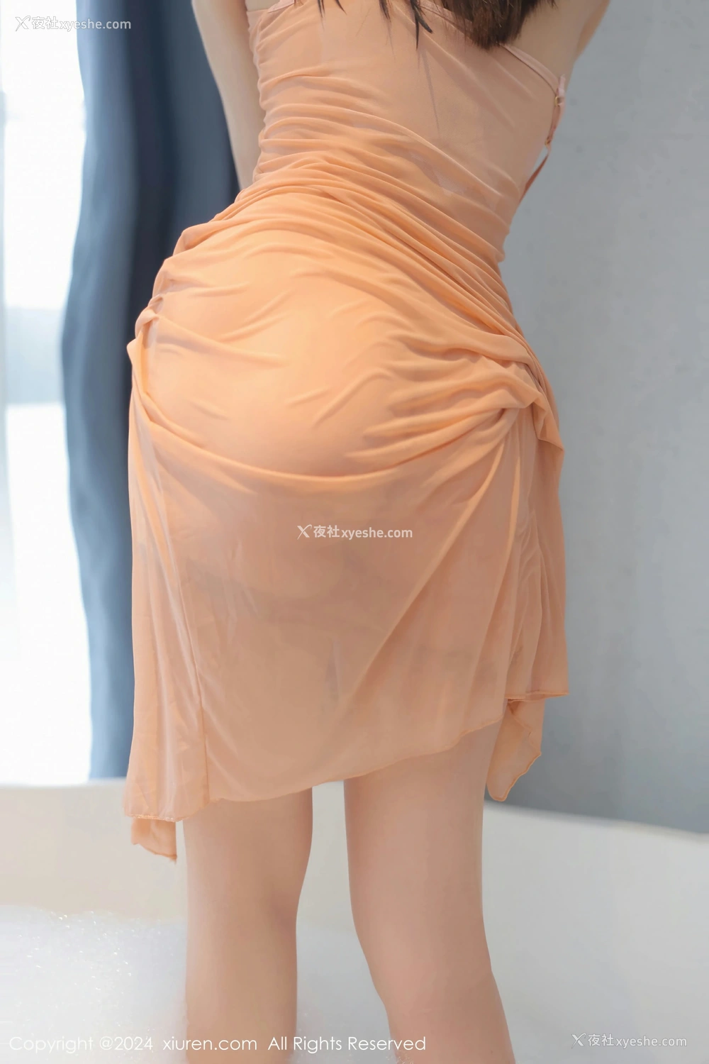 1P - [XiuRen秀人网] No.8770 白乐乐