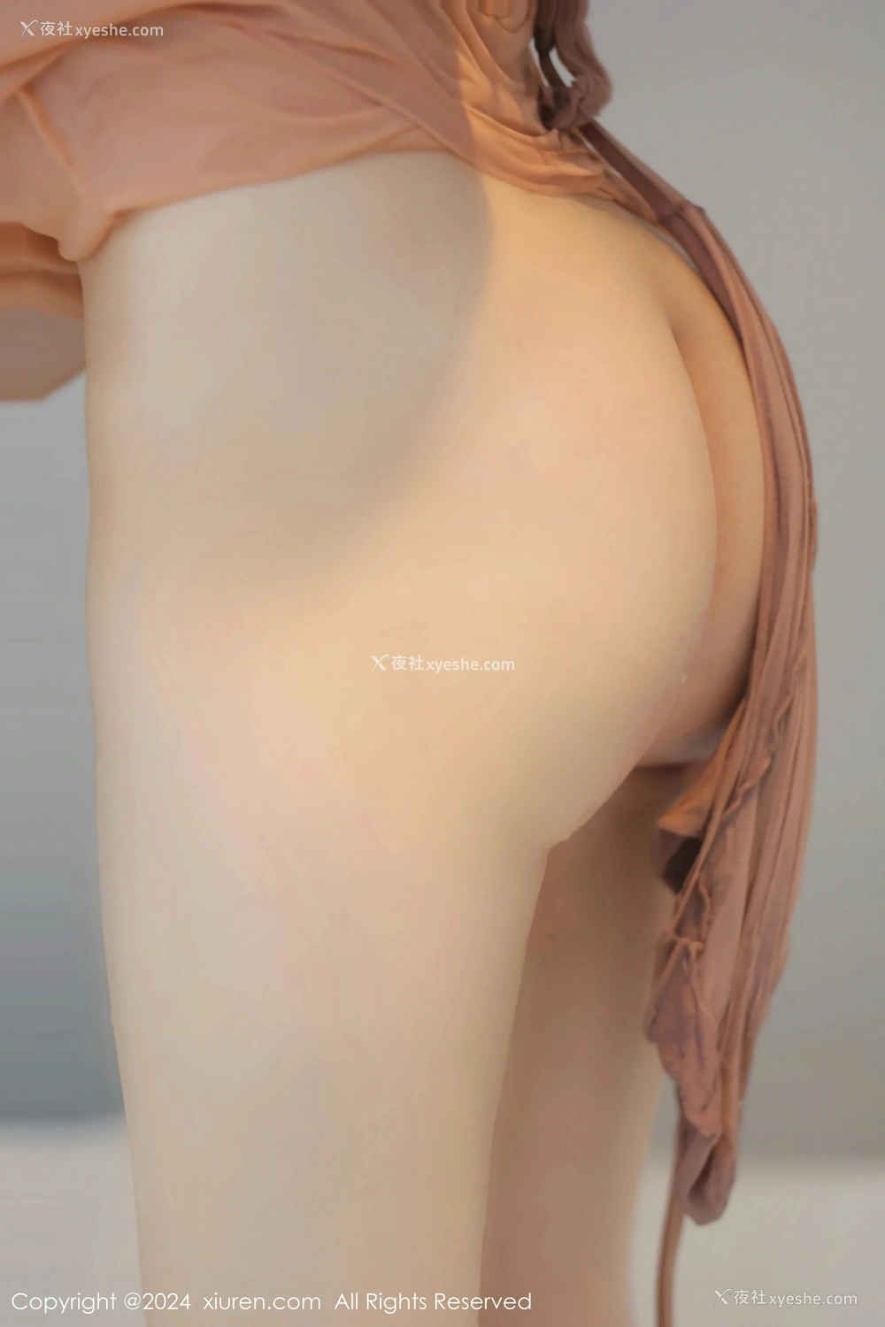 1P - [XiuRen秀人网] No.8770 白乐乐