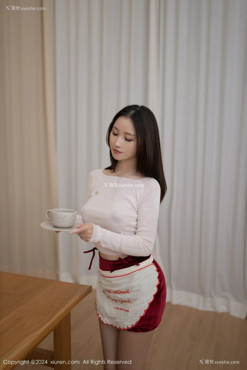 1P - [XiuRen秀人网] No.9255 杏子Yada