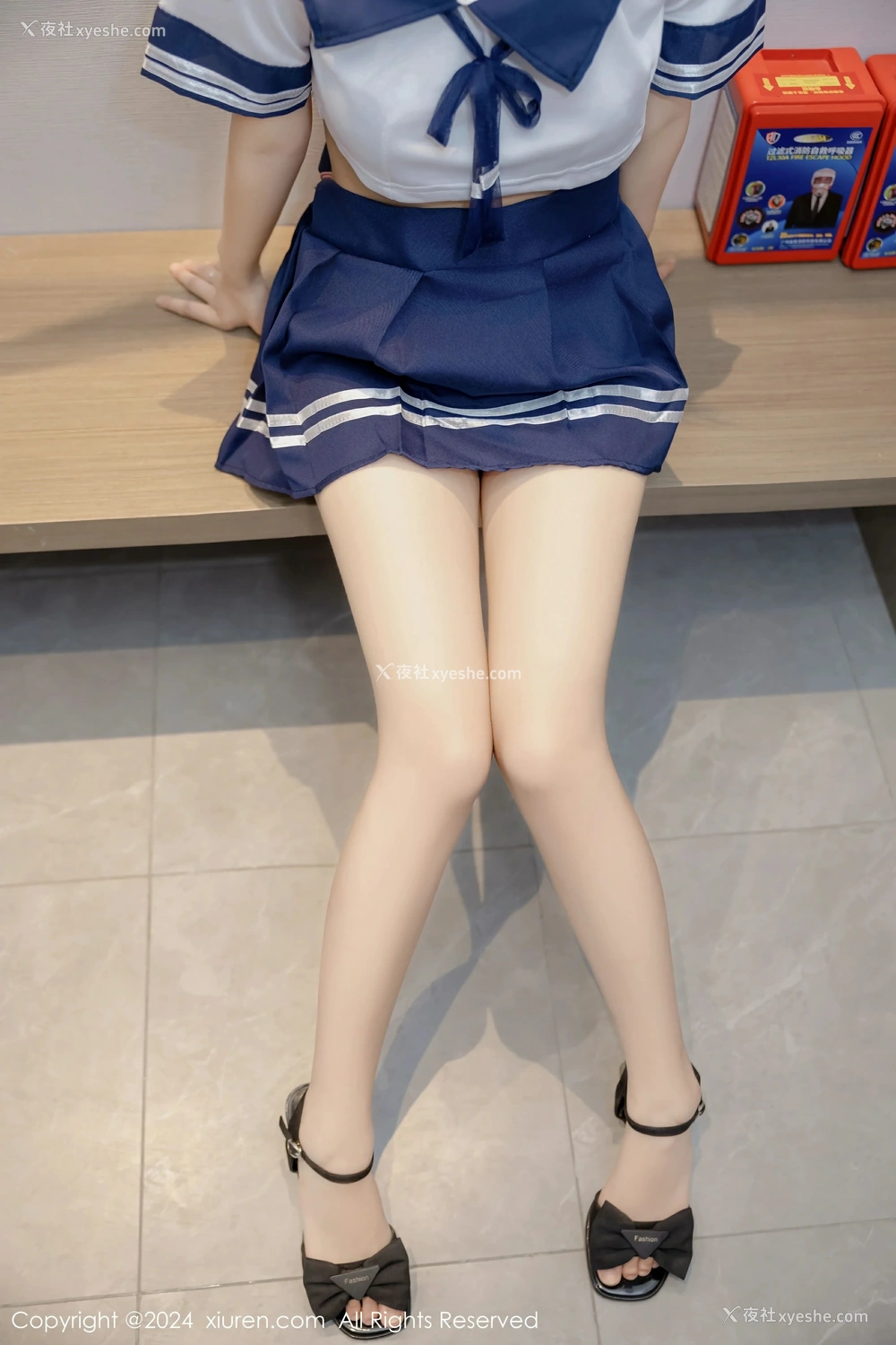 1P - [XiuRen秀人网] No.9037 吴婷婉