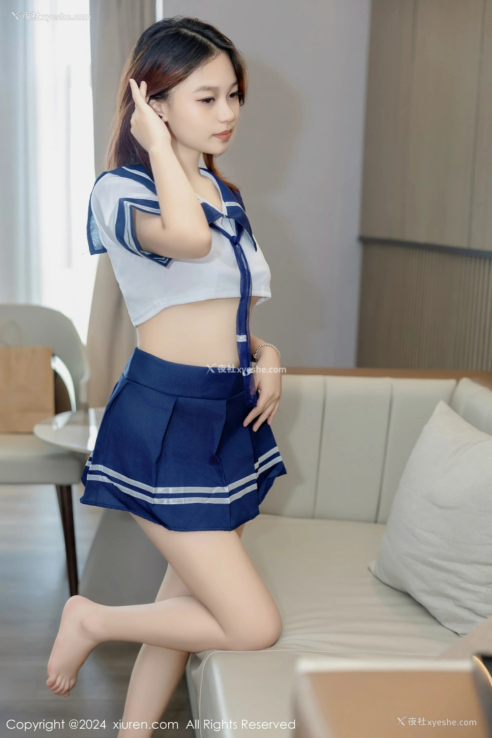 1P - [XiuRen秀人网] No.9037 吴婷婉