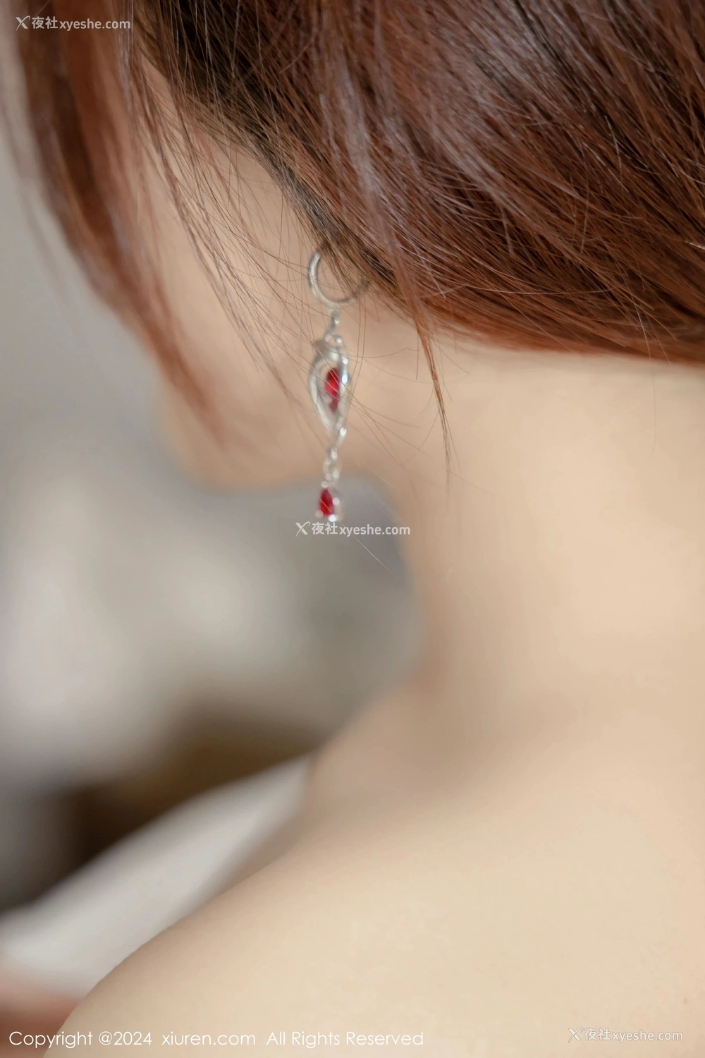 1P - [XiuRen秀人网] No.9037 吴婷婉