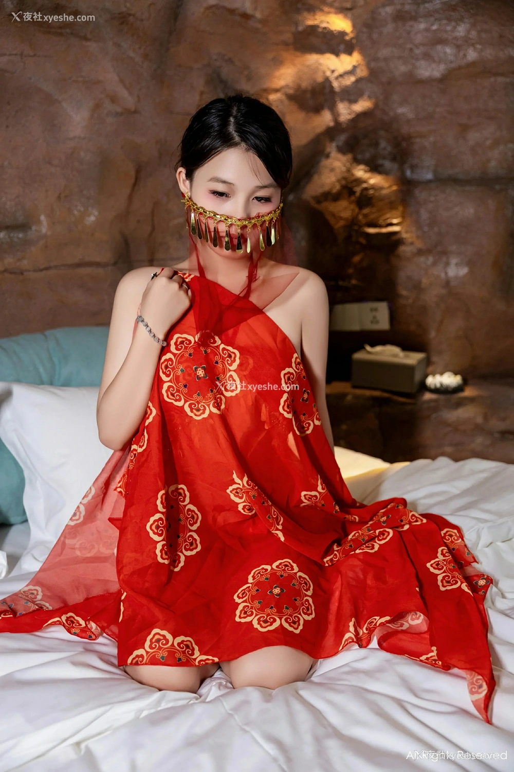 1P - [XiuRen秀人网] No.9323 吴婷婉