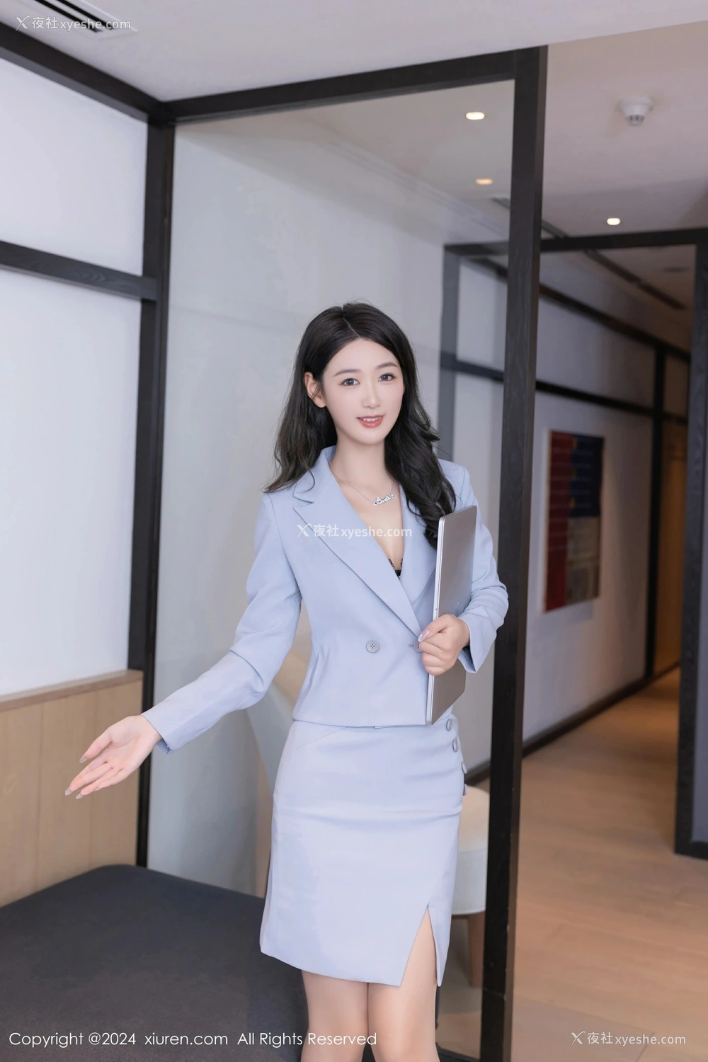1P - [XiuRen秀人网] No.8935 唐安琪