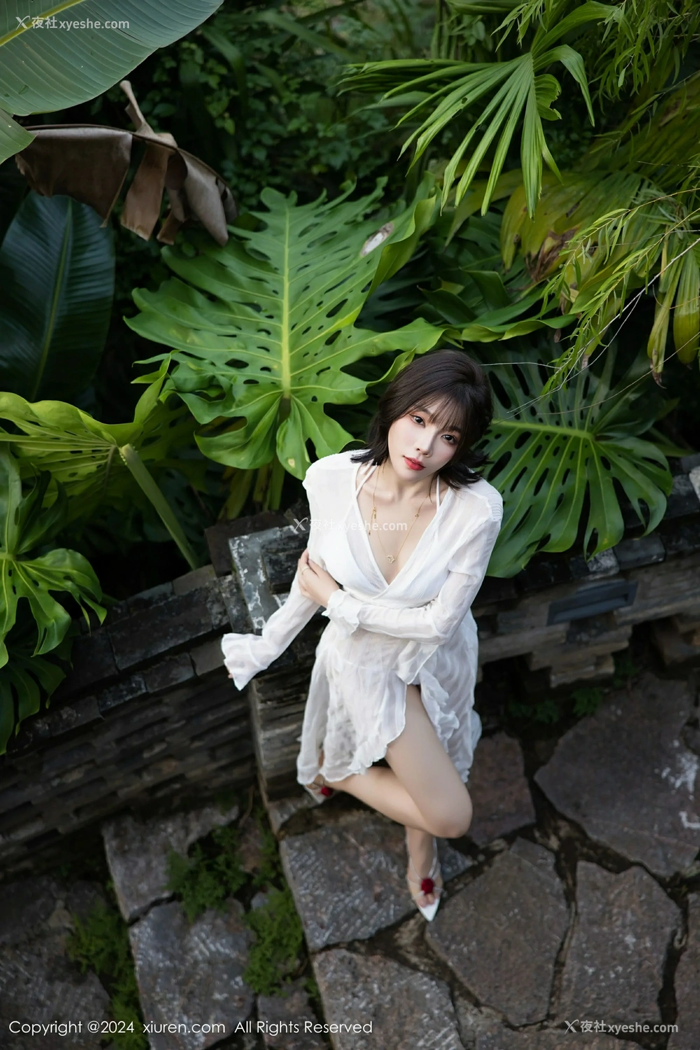 1P - [XiuRen秀人网] No.9375 徐莉芝Booty