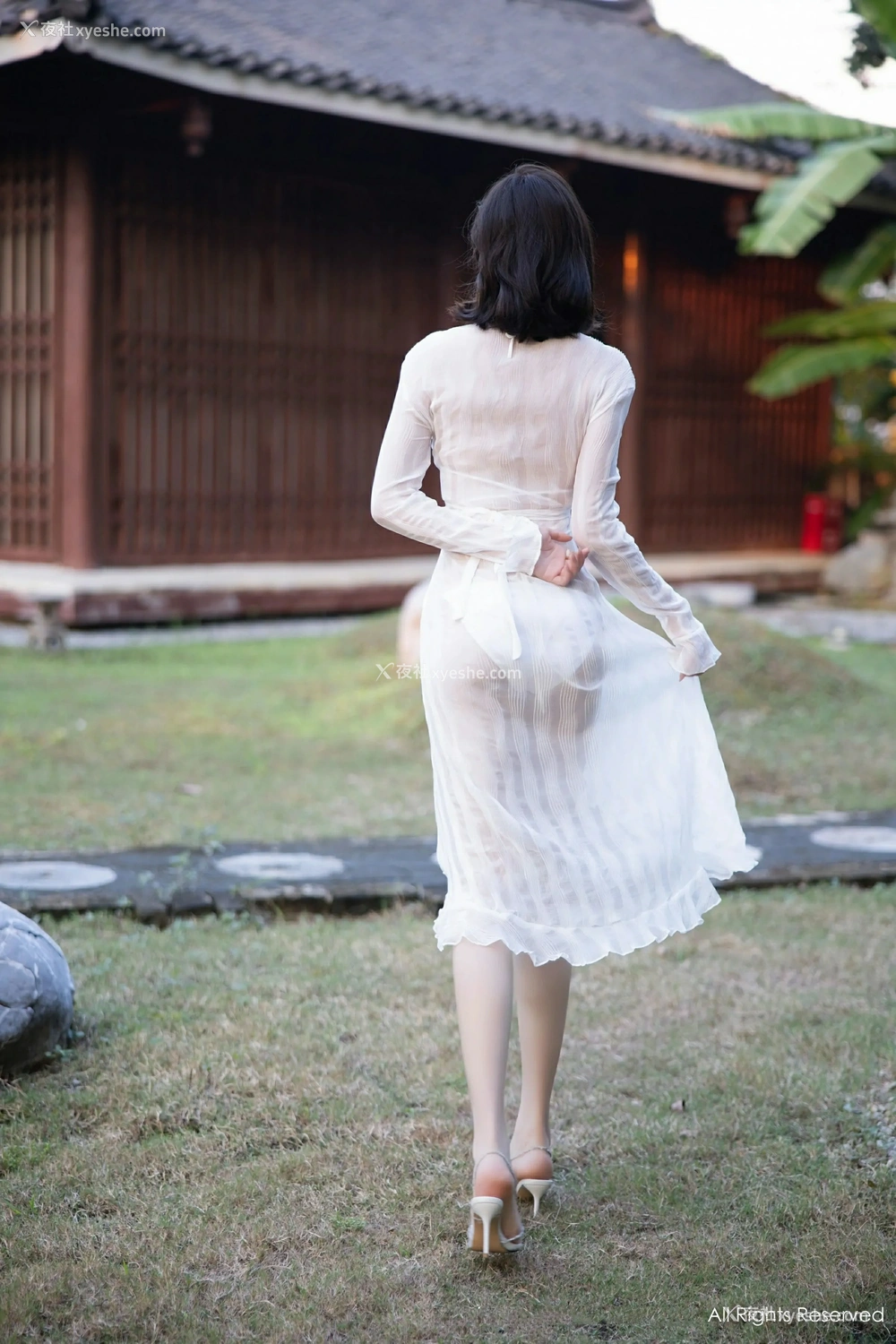 1P - [XiuRen秀人网] No.9375 徐莉芝Booty