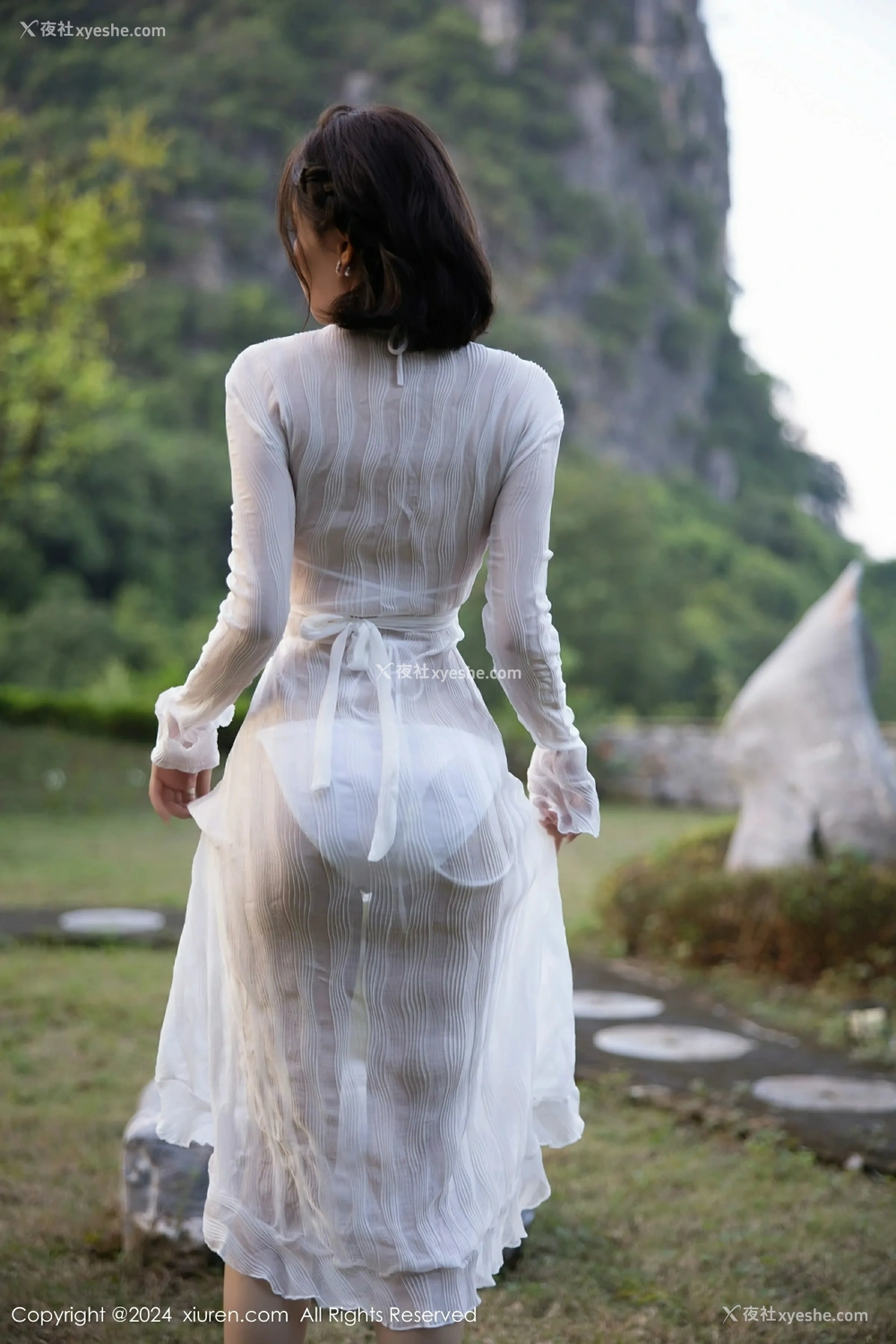 1P - [XiuRen秀人网] No.9375 徐莉芝Booty