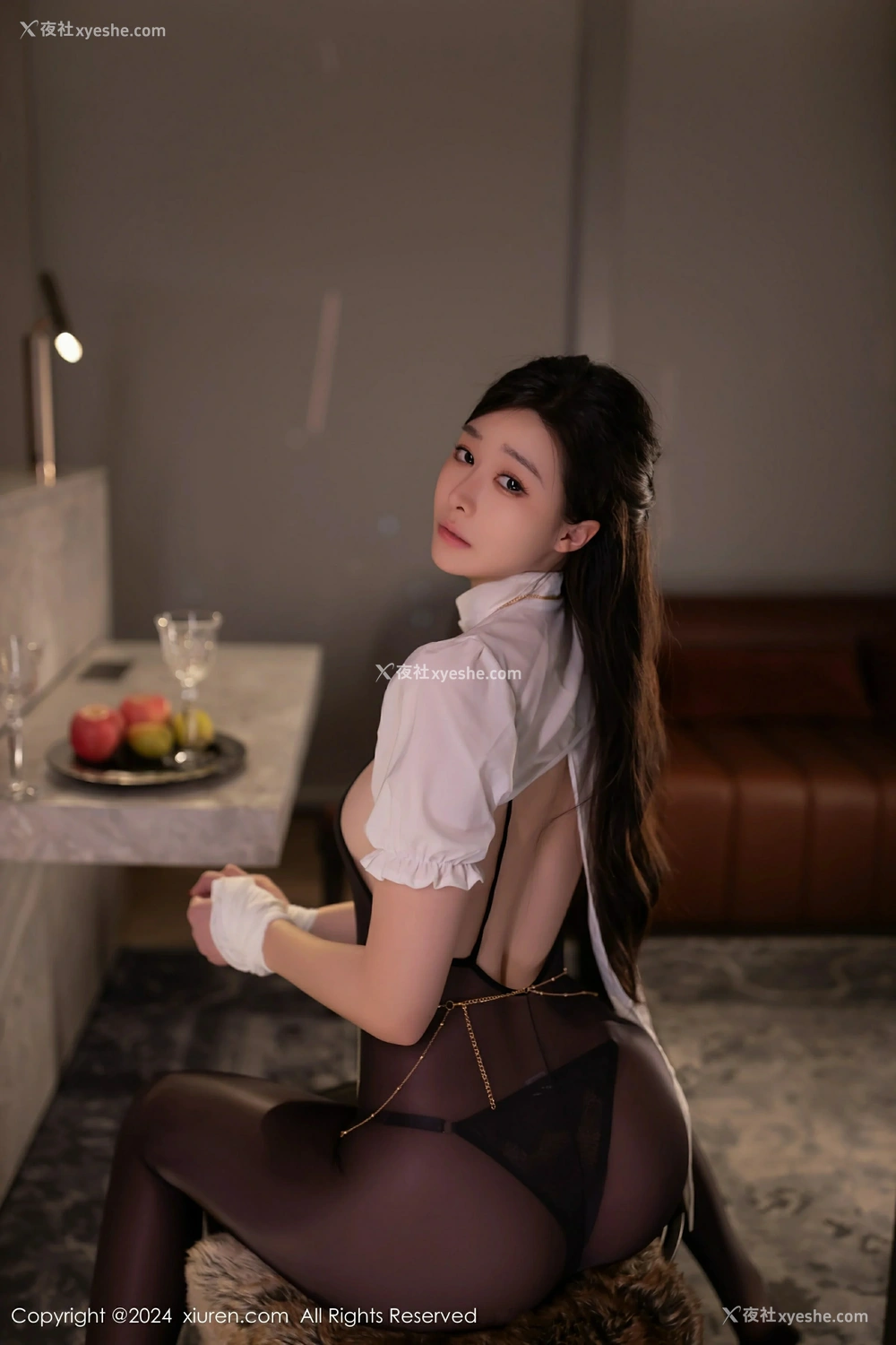 1P - [XiuRen秀人网] No.9350 小逗逗
