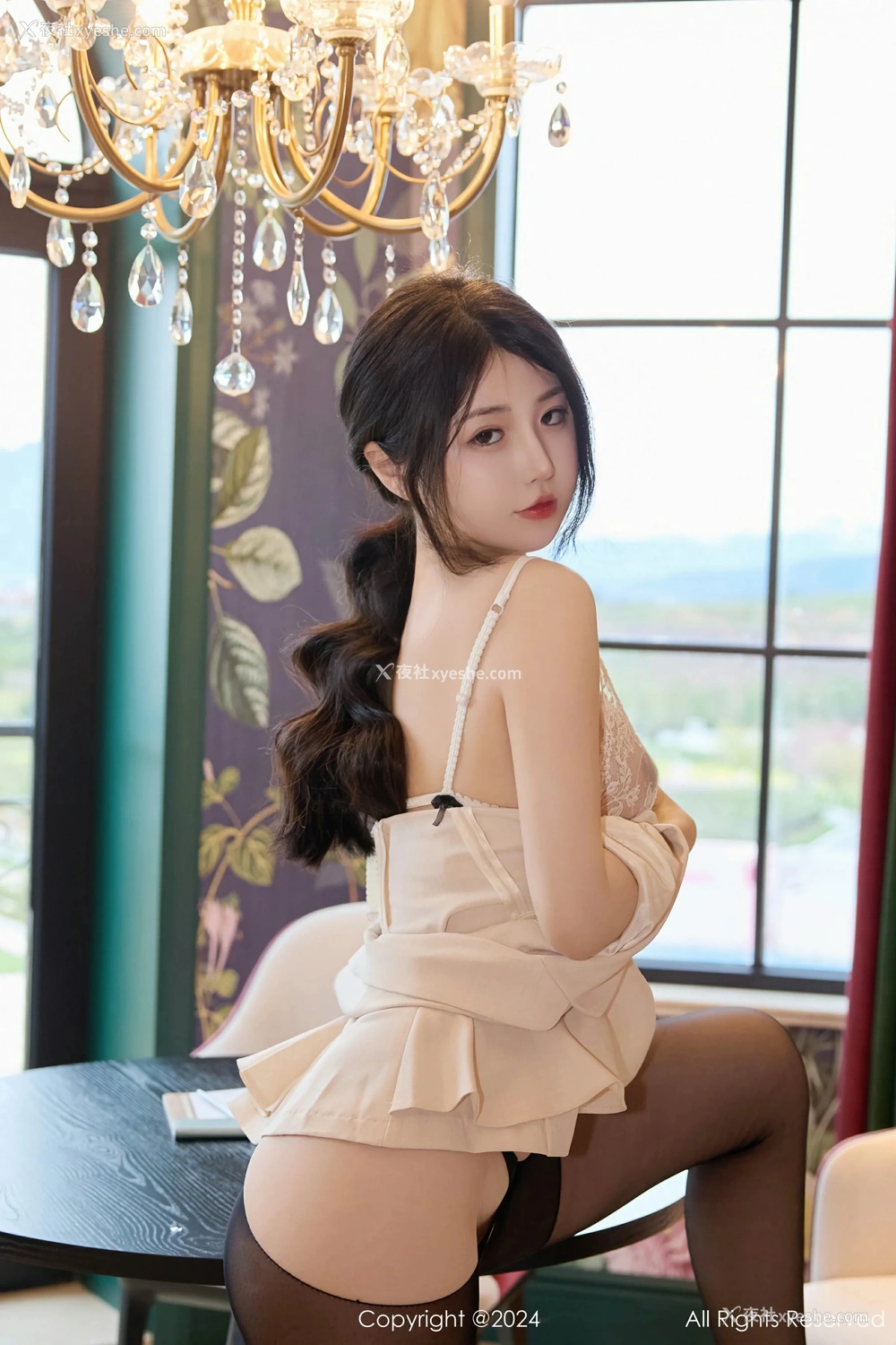 1P - [XiuRen秀人网] No.8703 陈小花