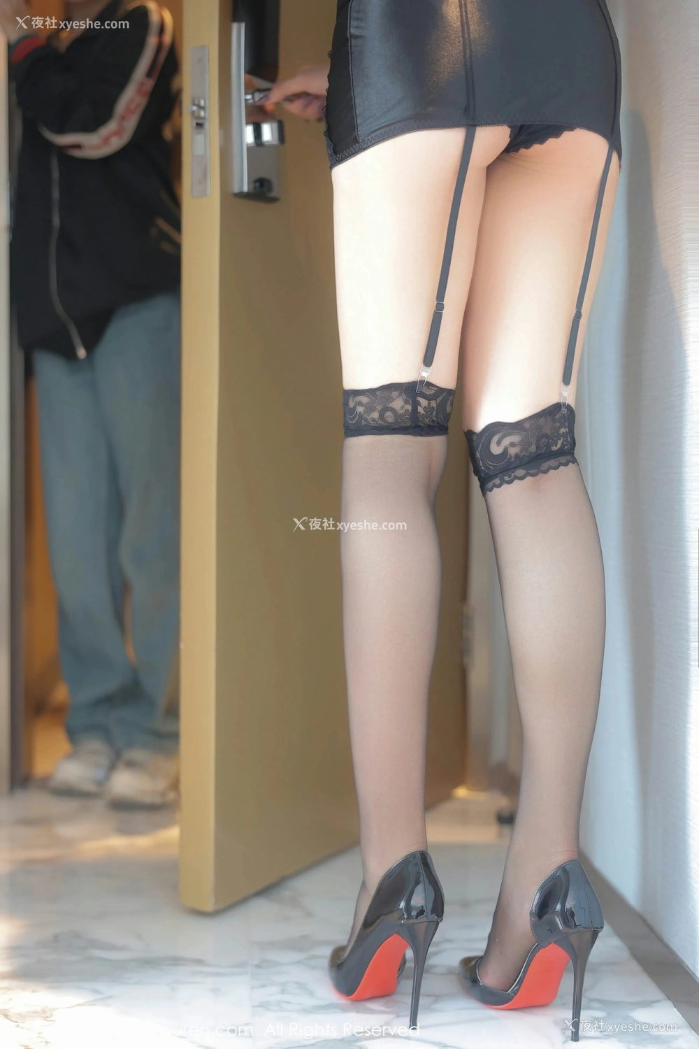 1P - [XiuRen秀人网] No.8668 模特合集