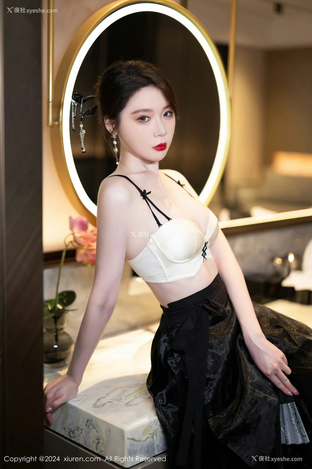 1P - [XiuRen秀人网] No.8465 梦心玥