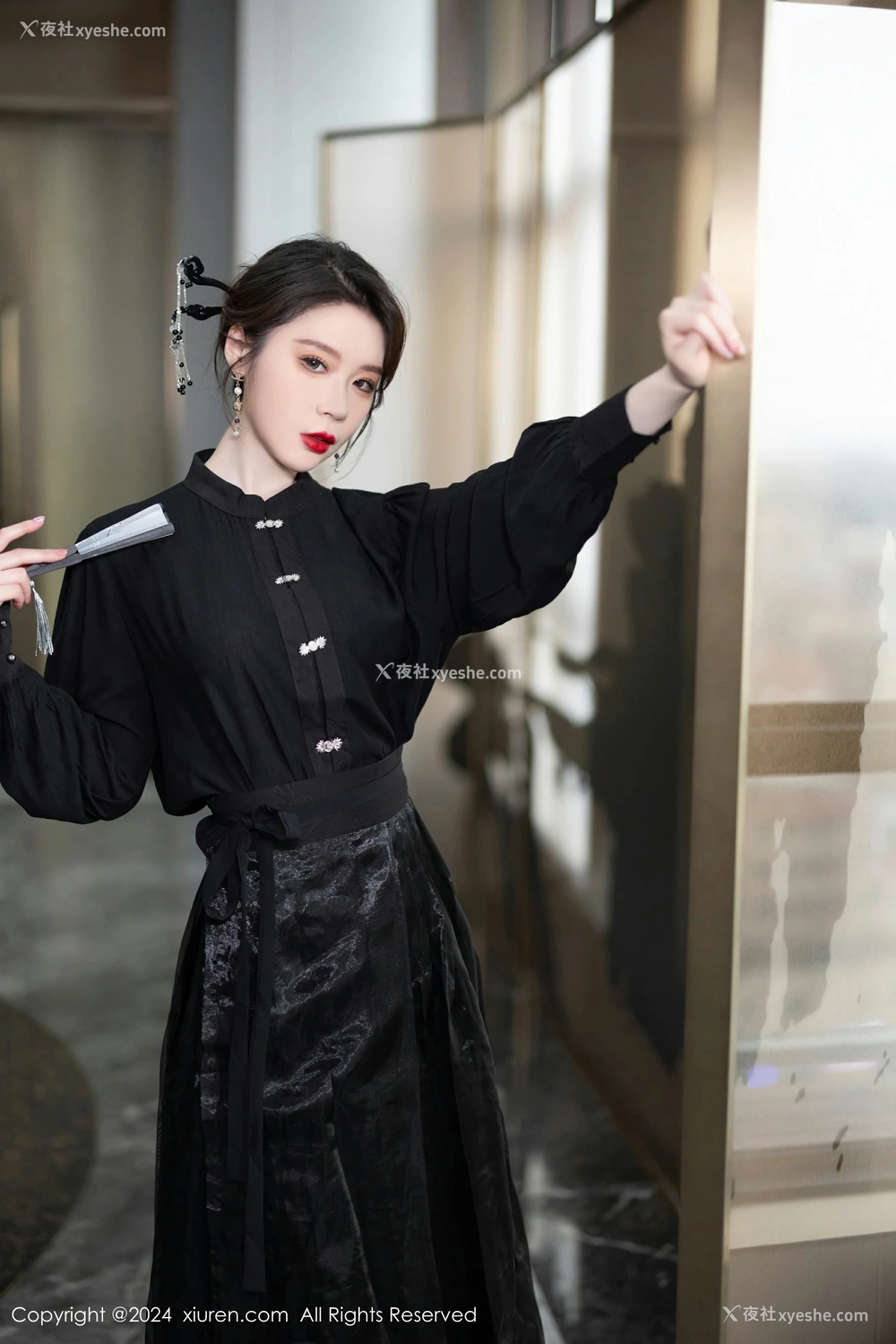 1P - [XiuRen秀人网] No.8465 梦心玥