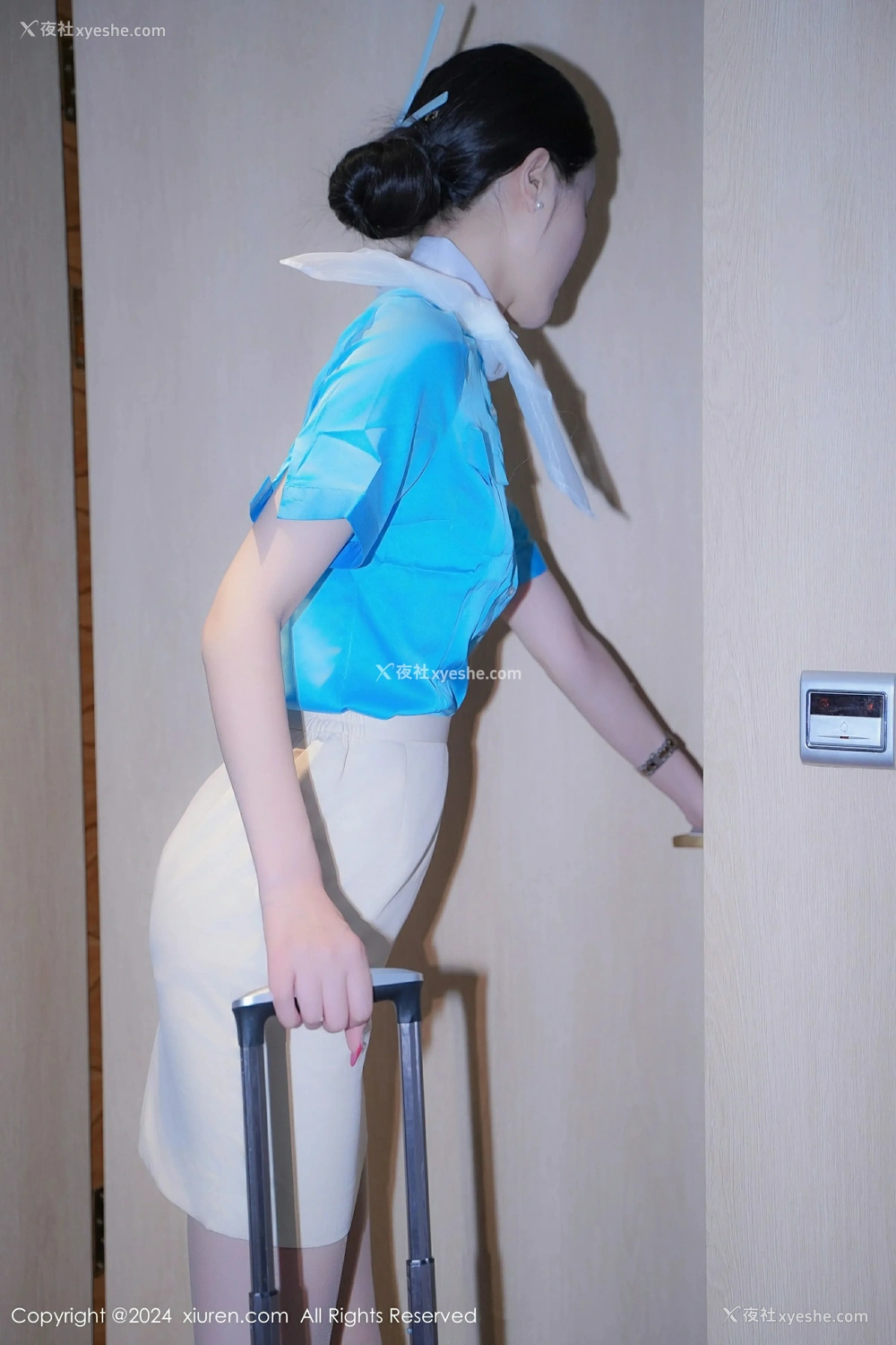 1P - [XiuRen秀人网] No.9269 Erikaki