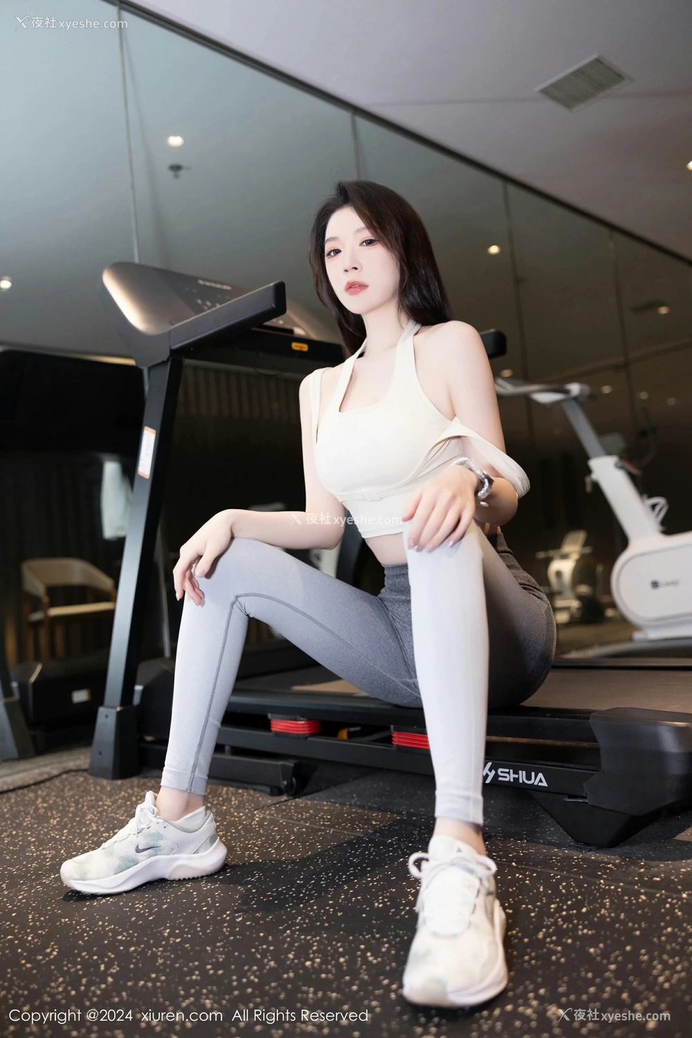 1P - [XiuRen秀人网] No.8767 梦心玥