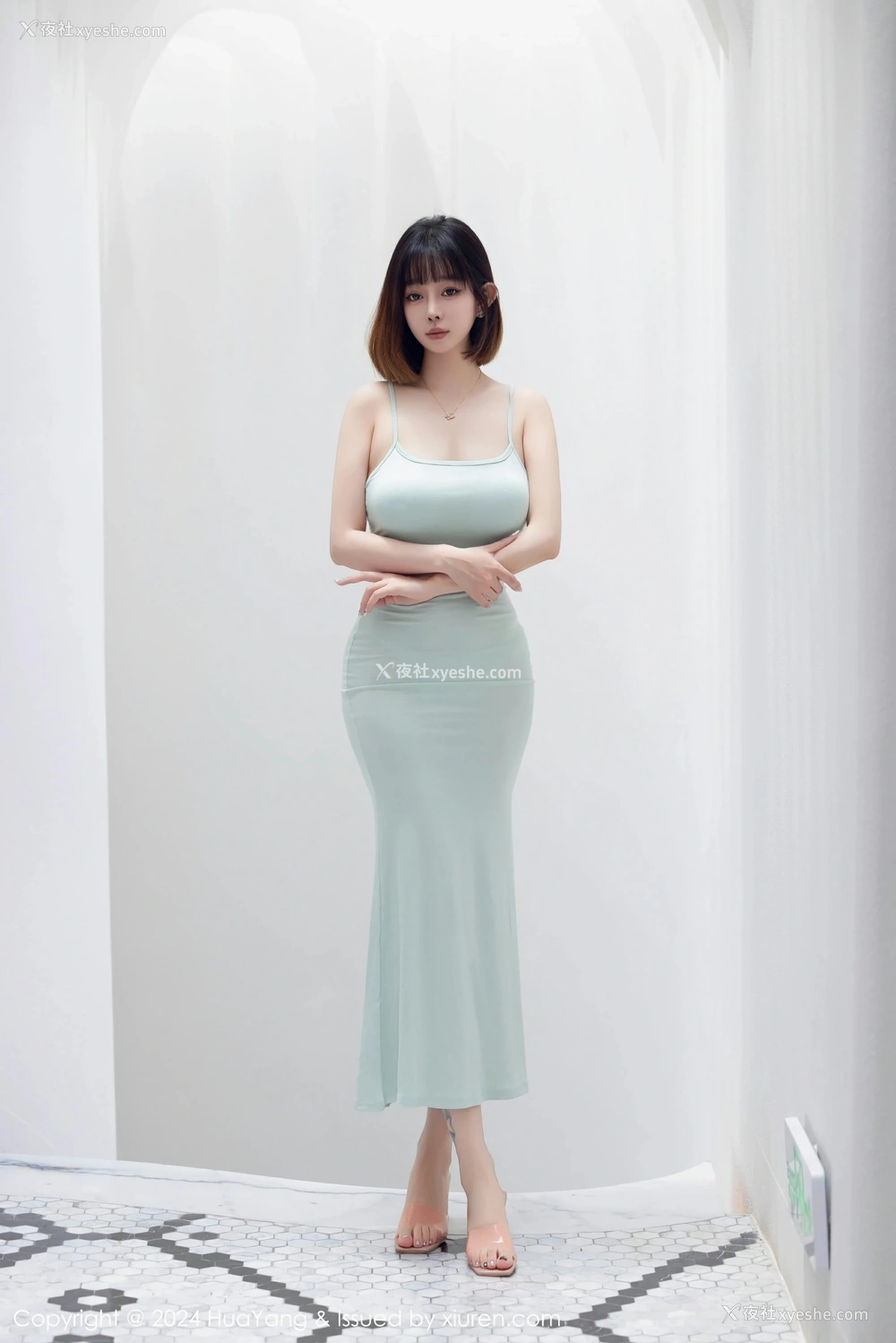 1P - [HuaYang花漾写真] VOL.586 王雨纯