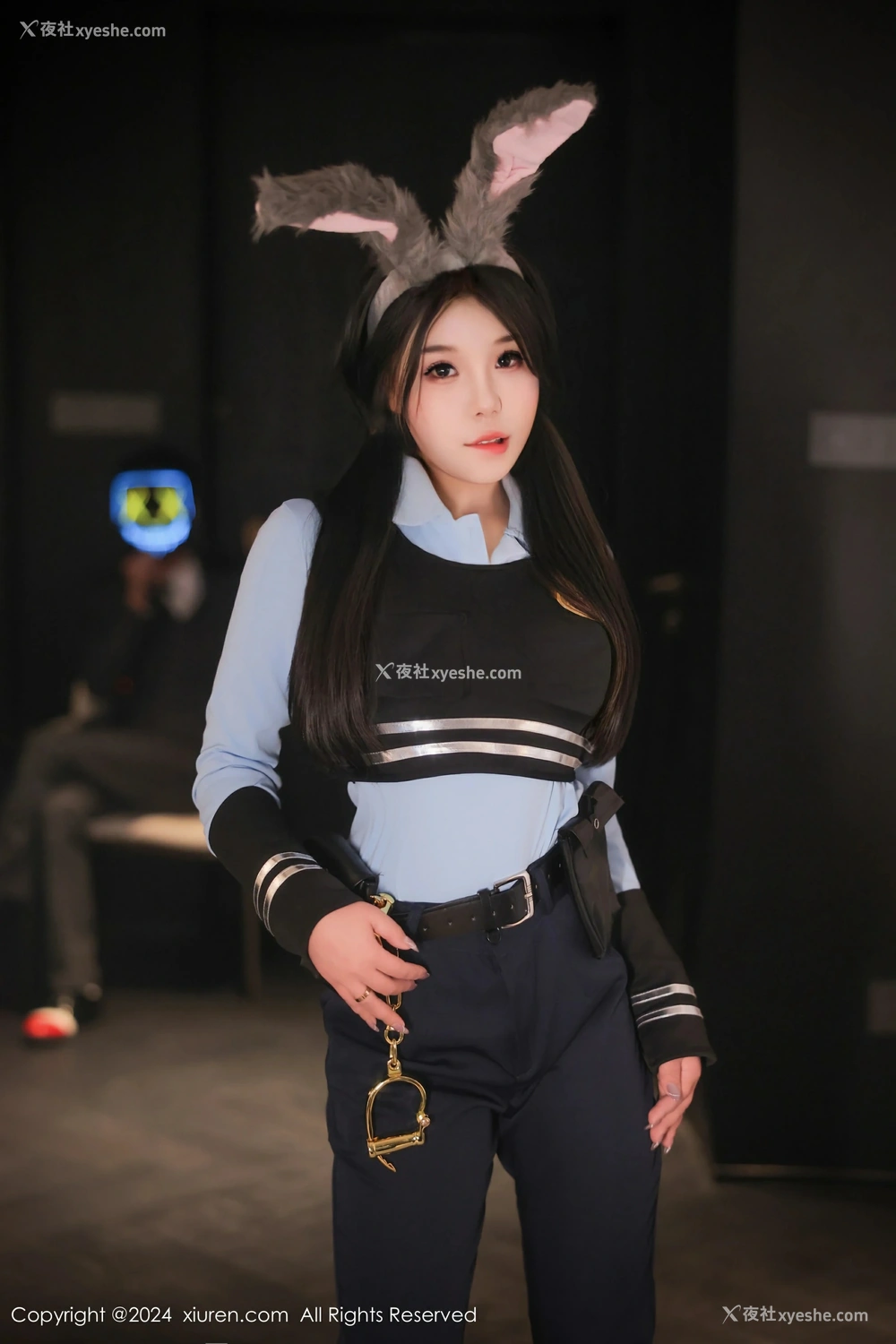 1P - [XiuRen秀人网] No.9071 麦田
