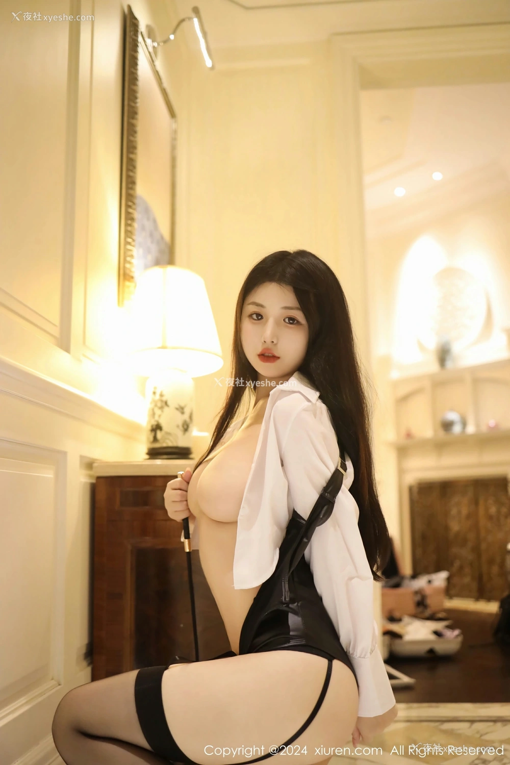 1P - [XiuRen秀人网] No.8595 陈小花