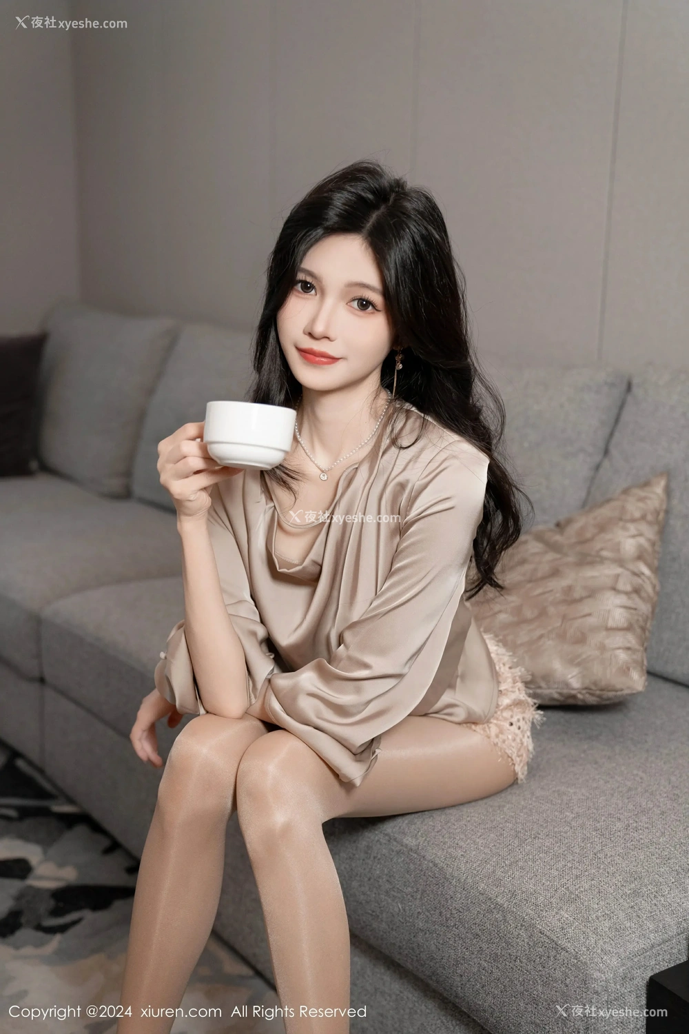 1P - [XiuRen秀人网] No.8617 程程程-