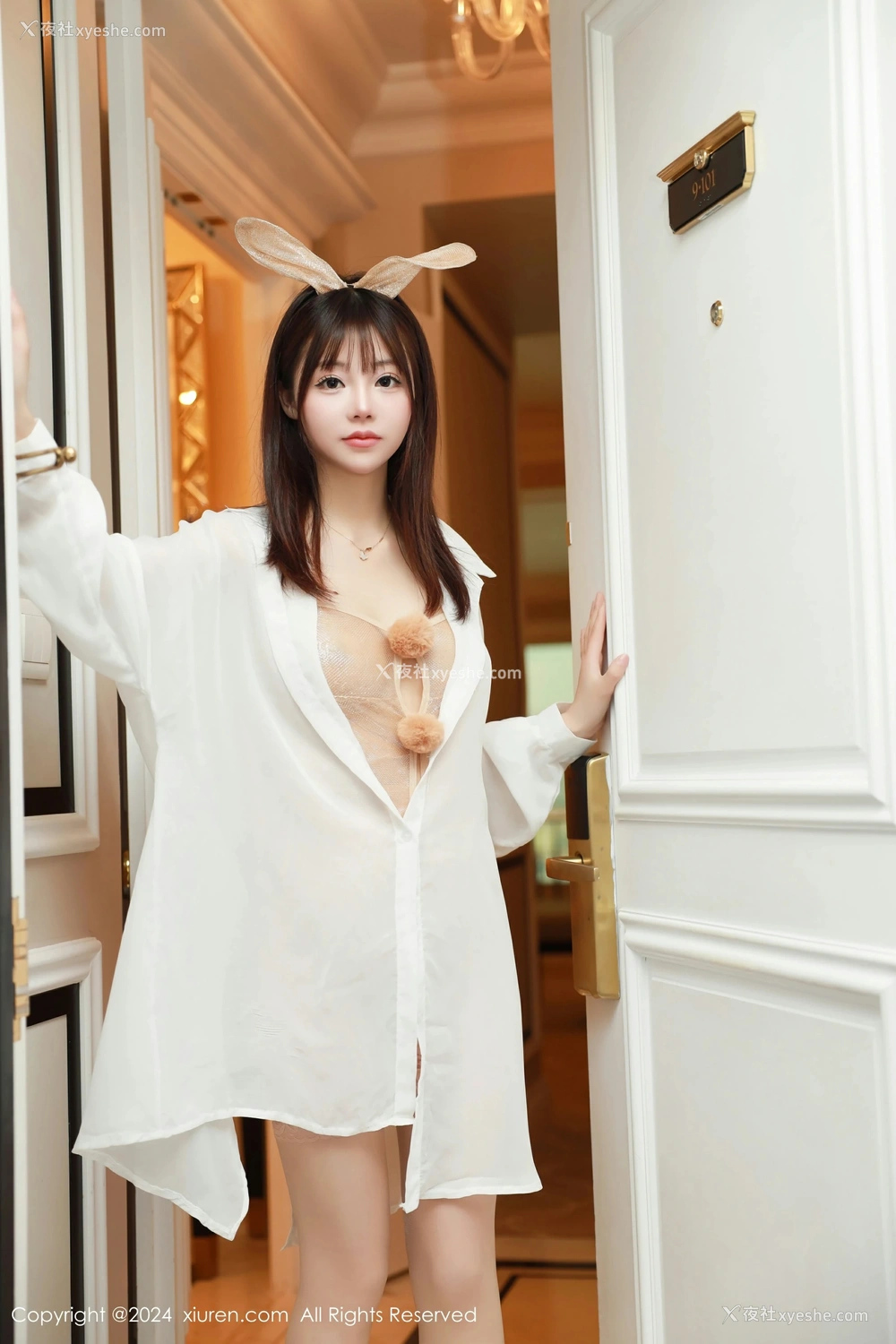 1P - [XiuRen秀人网] No.8645 佘贝拉Bella