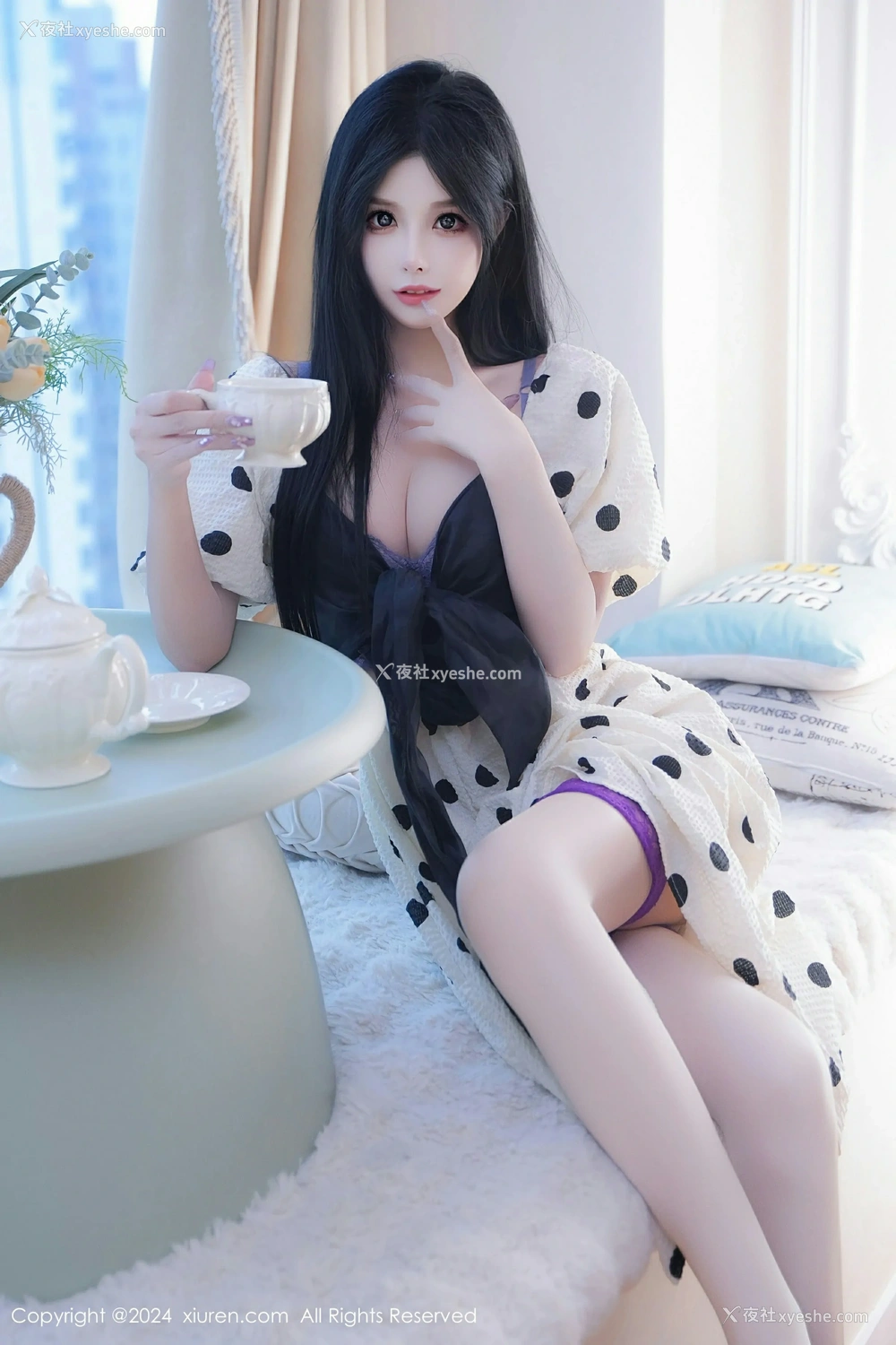 1P - [XiuRen秀人网] No.9425 陈芊儿