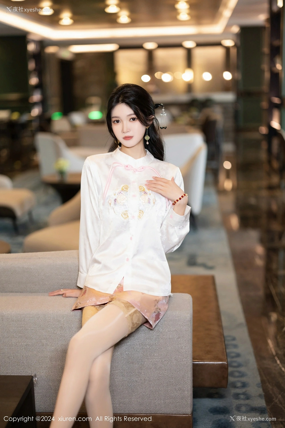 1P - [XiuRen秀人网] No.8347 程程程-