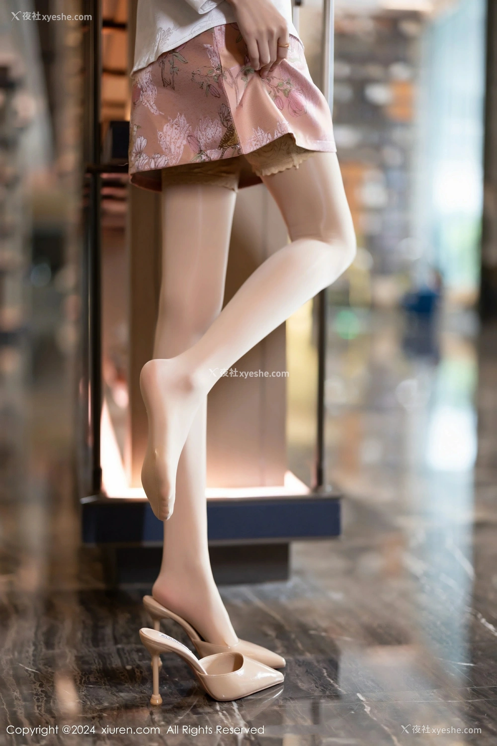 1P - [XiuRen秀人网] No.8347 程程程-