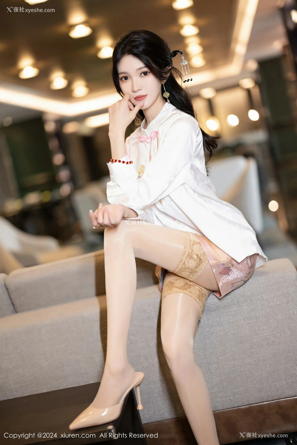 1P - [XiuRen秀人网] No.8347 程程程-