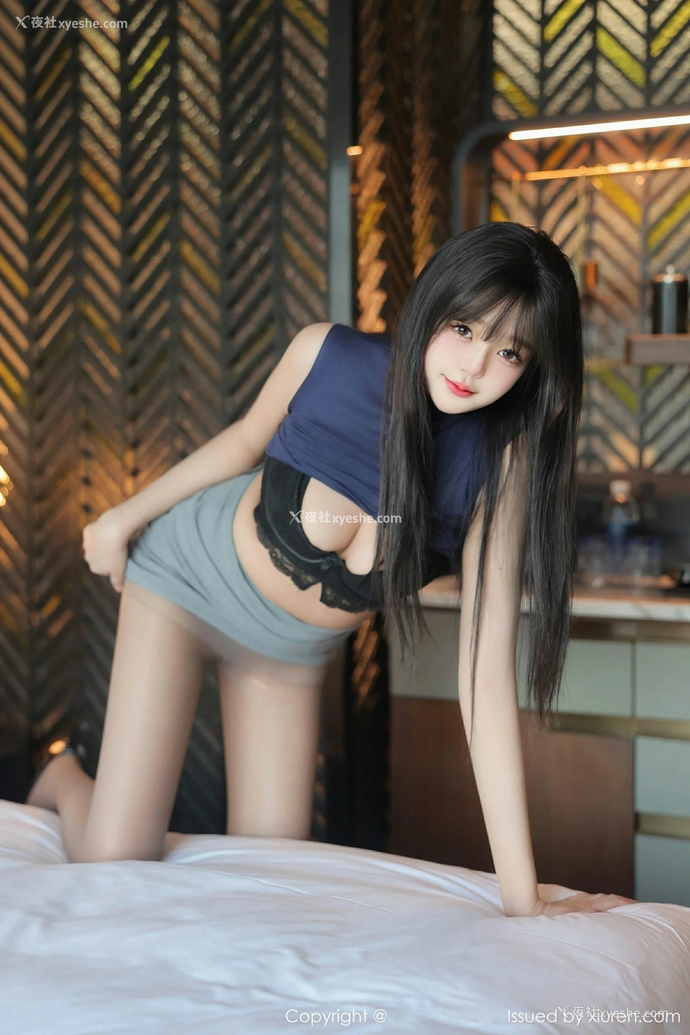 1P - [XiuRen秀人网] No.9233 柚柚小奶瓶