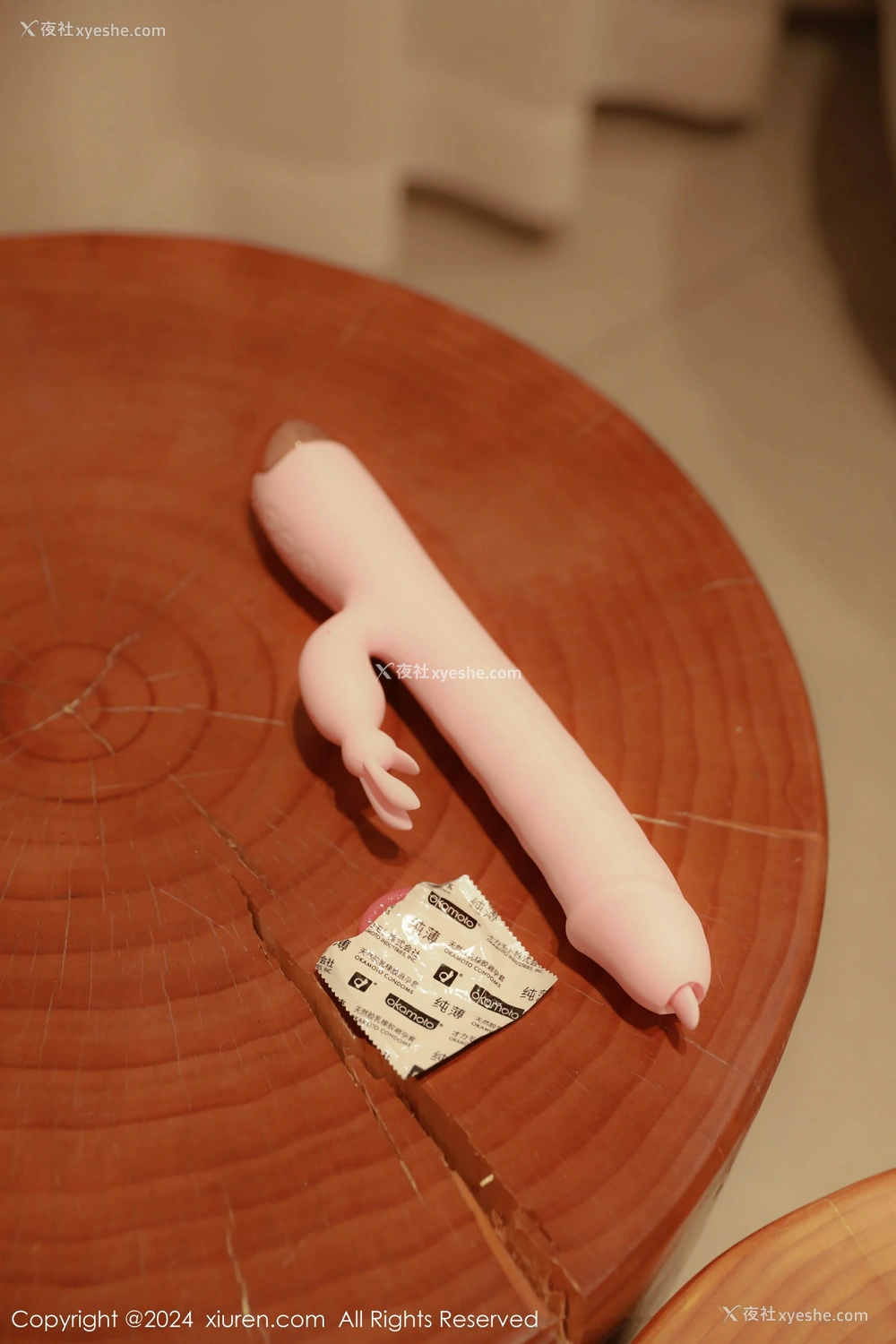1P - [XiuRen秀人网] No.8922 桃妖夭
