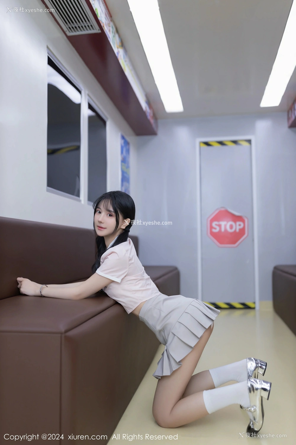 1P - [XiuRen秀人网] No.8515 幼幼