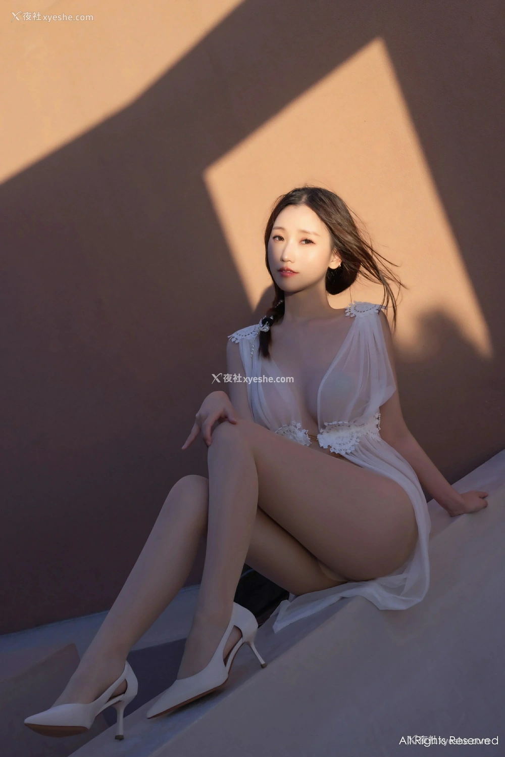 1P - [XiuRen秀人网] No.9442 杏子Yada
