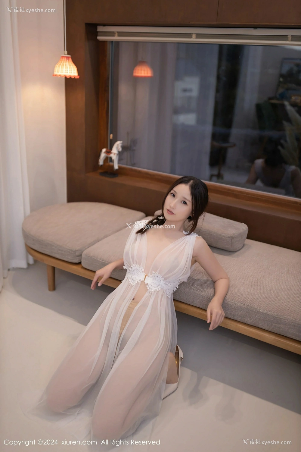 1P - [XiuRen秀人网] No.9442 杏子Yada