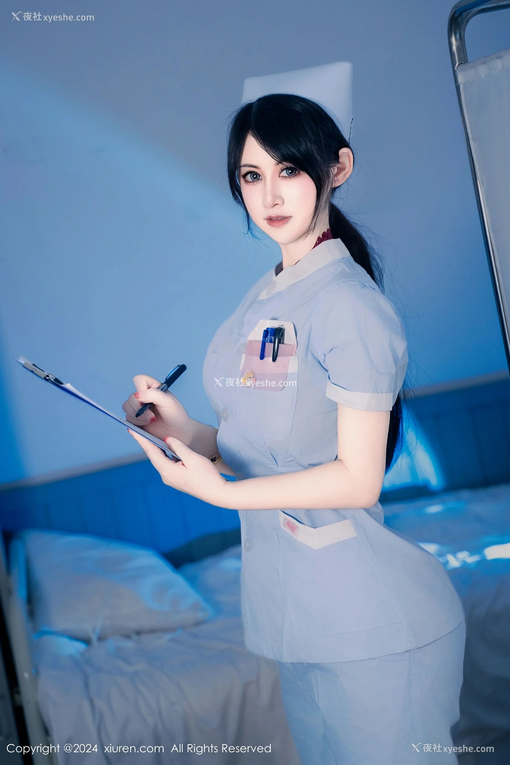 1P - [XiuRen秀人网] No.8859 诗诗kiki