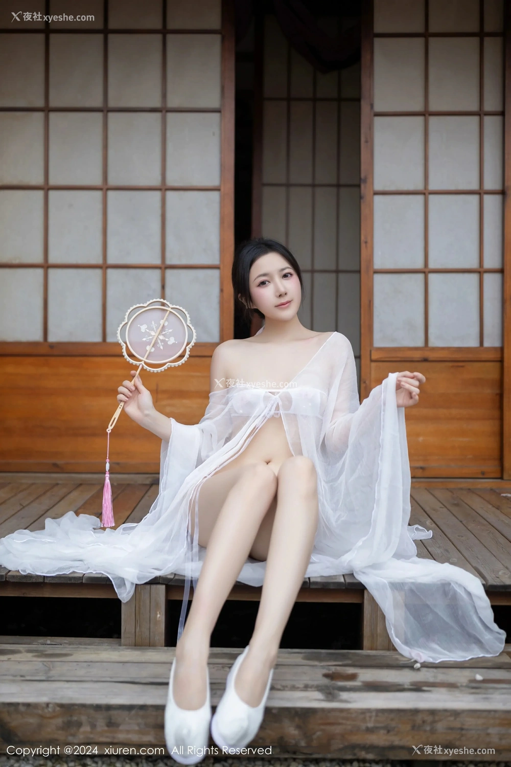 1P - [XiuRen秀人网] No.8927 鱼子酱Fish