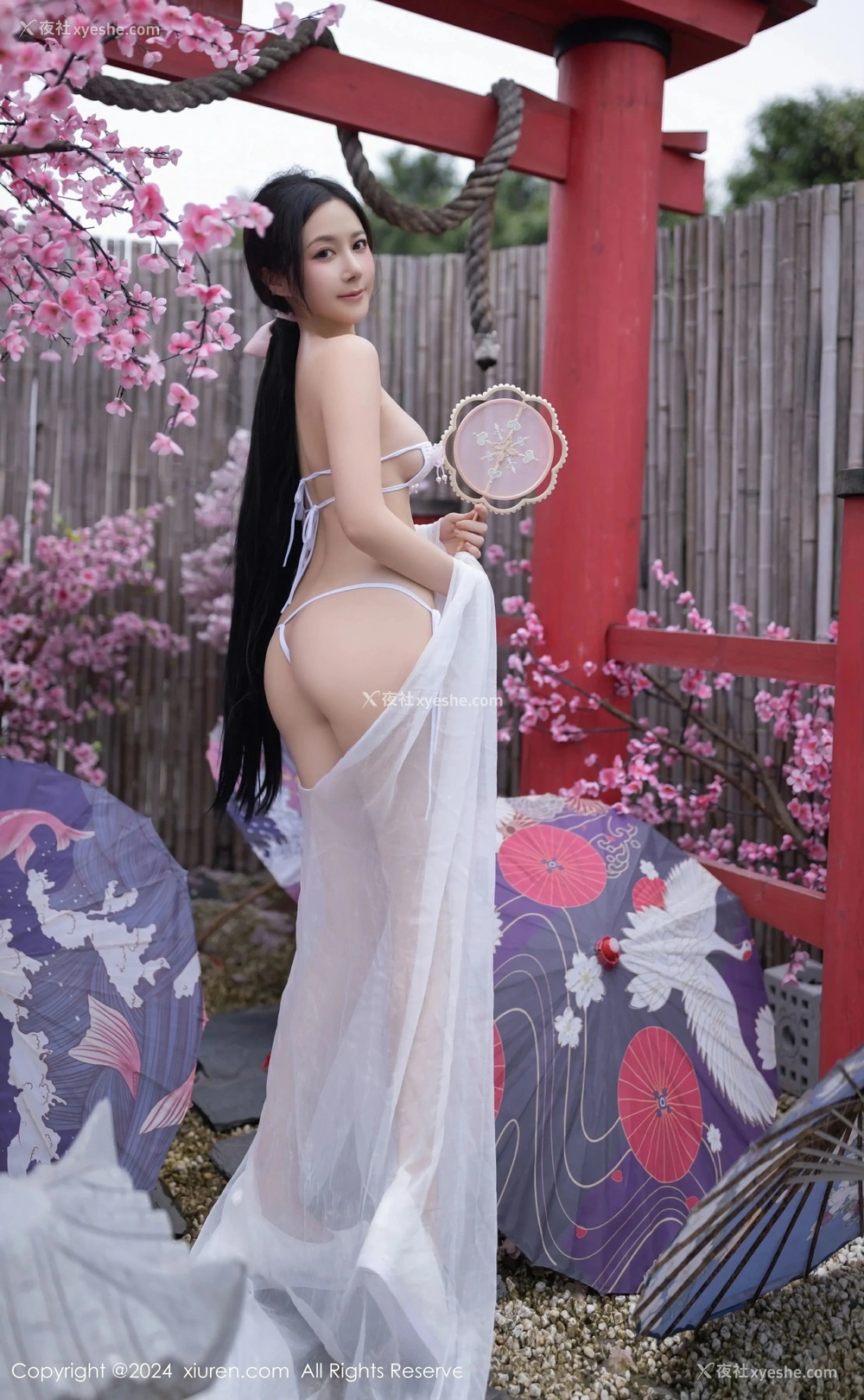 1P - [XiuRen秀人网] No.8927 鱼子酱Fish