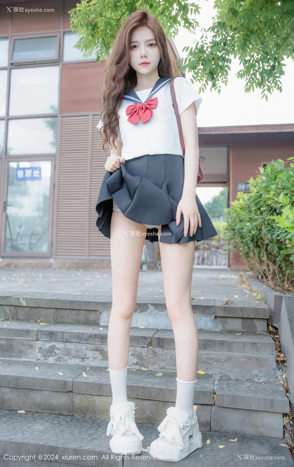 1P - [XiuRen秀人网] No.8948 拍黄瓜girl