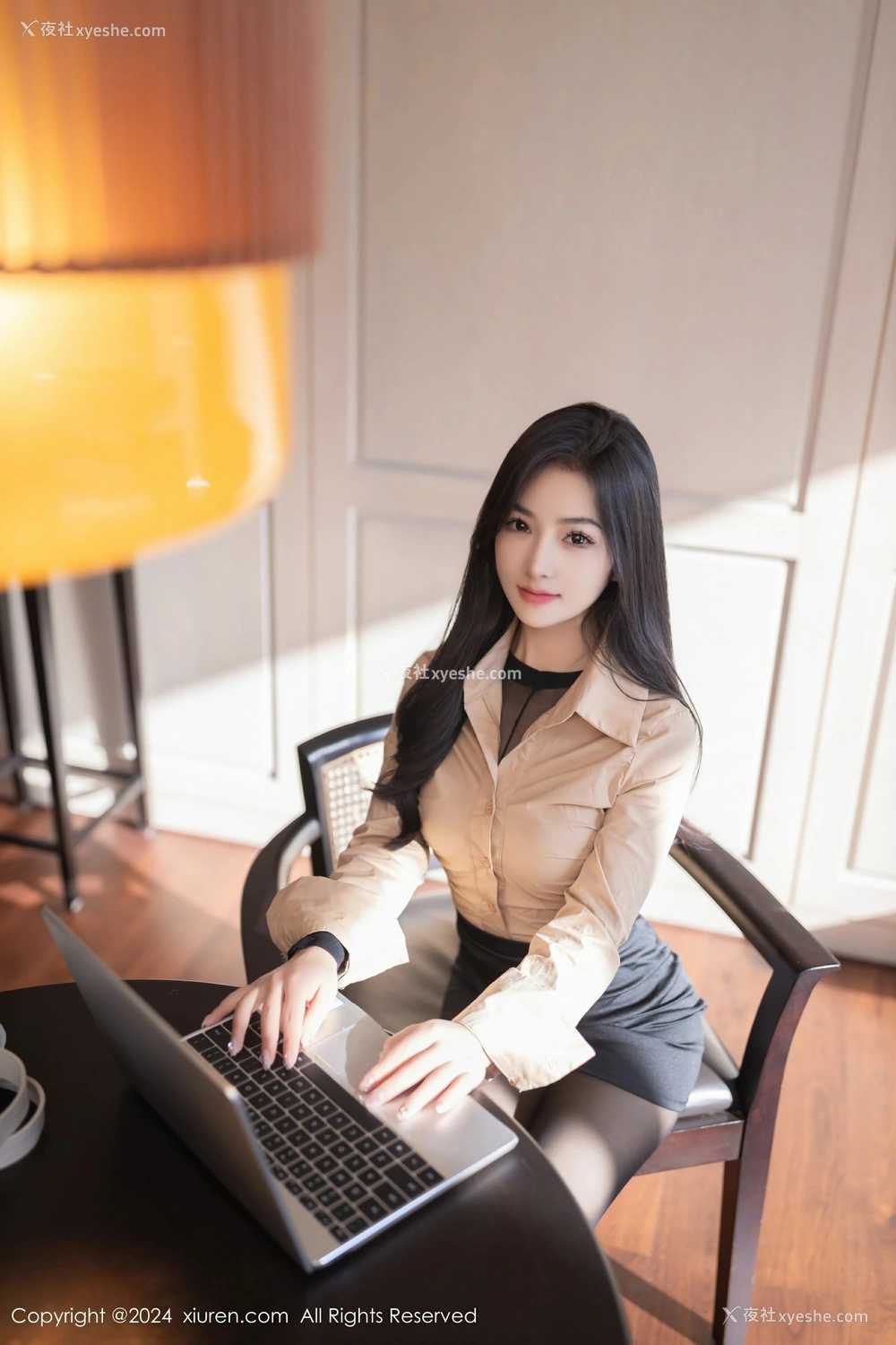 1P - [XiuRen秀人网] No.8835 谭小灵