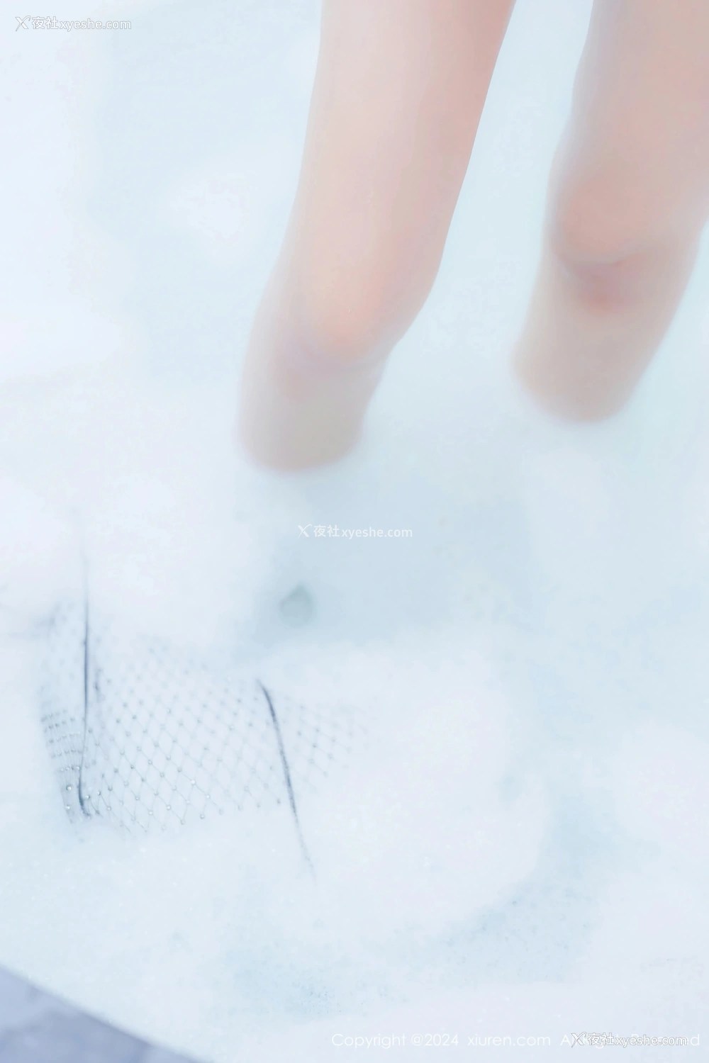1P - [XiuRen秀人网] No.8606 李若汐