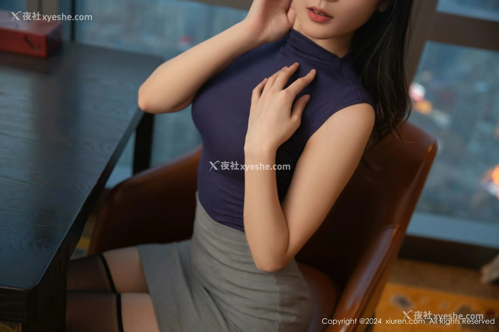 1P - [XiuRen秀人网] No.9372 刘婷婷