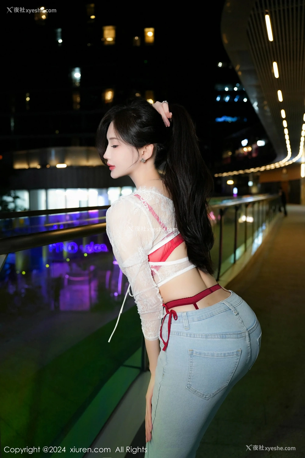 1P - [XiuRen秀人网] No.8846 Carol周妍希X