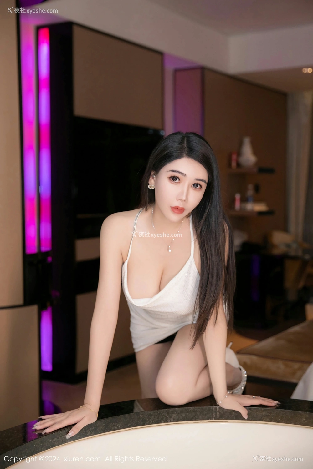 1P - [XiuRen秀人网] No.8529 李若汐